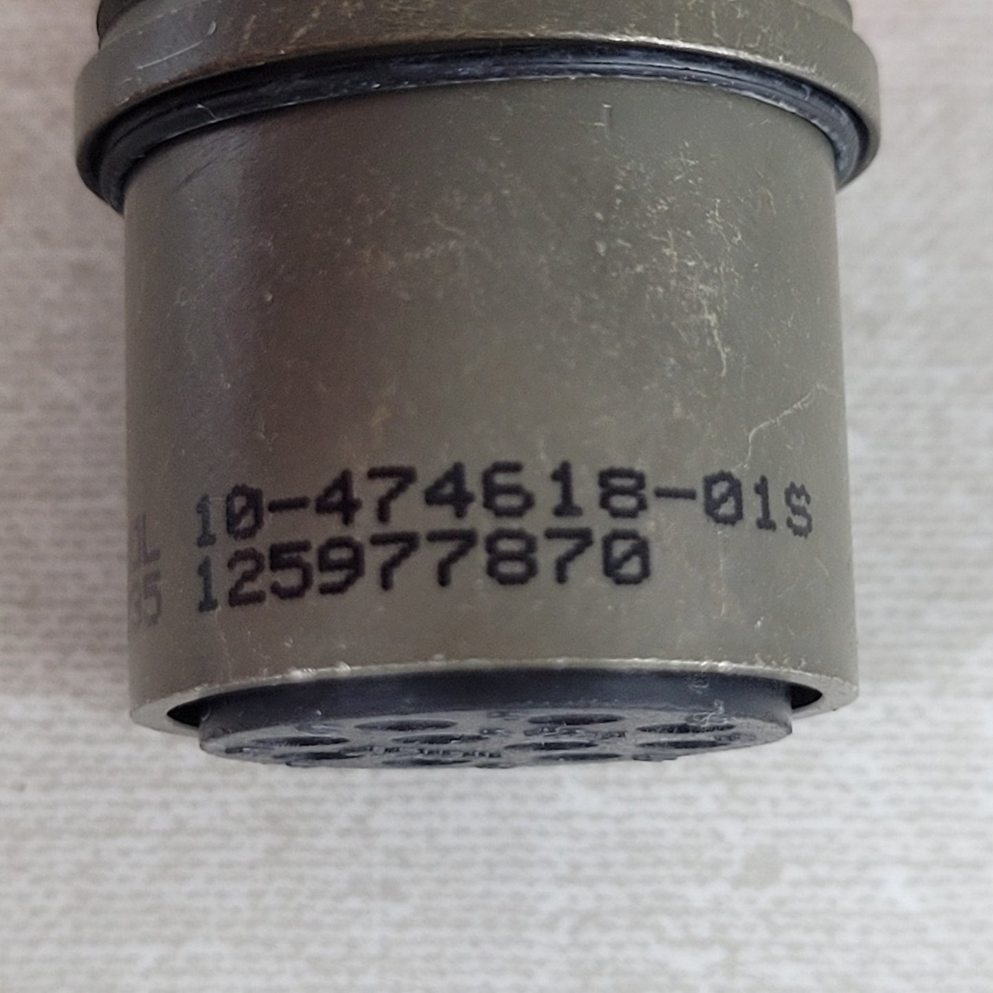 Amphenol Aerospace MS3106F18-1S 10-Pin Female Circular Cable Connector