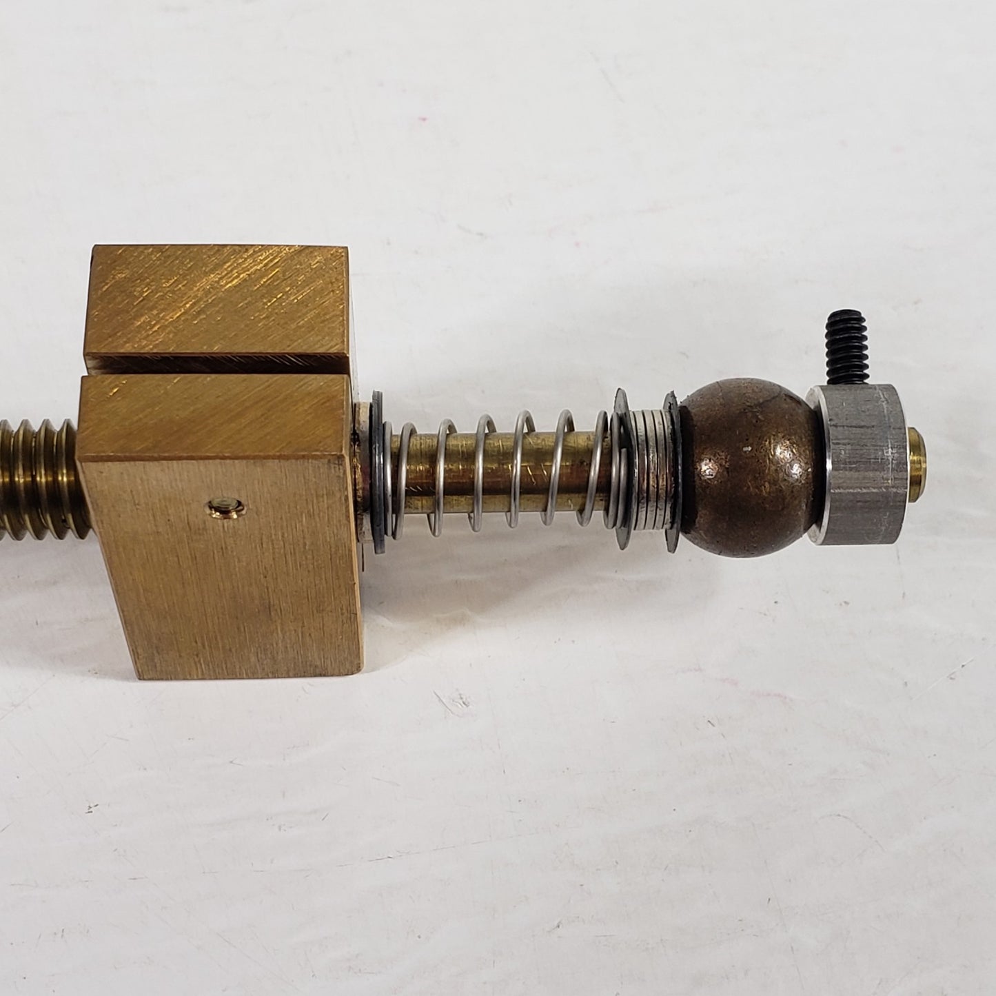 Perkin Elmer Lambda 3B UV/Vis Spring-Loaded Optical Mirror Mount Assembly
