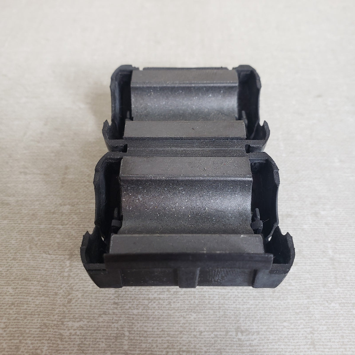 57x Fair-Rite 0444164181 Snap-On Ferrite EMI RFI Cable Clamp 1/2" ID Copy title
