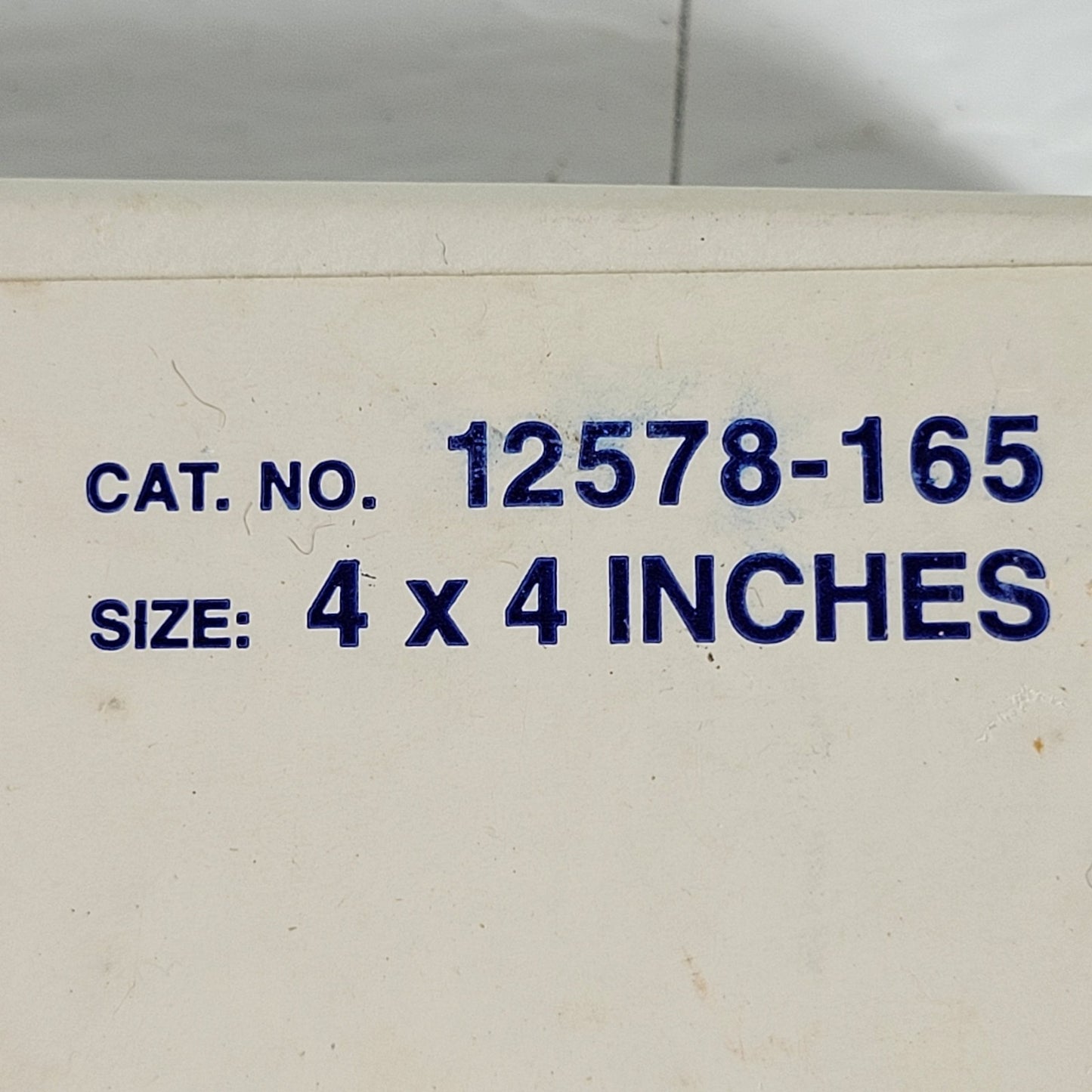 VWR 12578-165 Weighing Paper 4x4 Inches, 500 Pack, New Open Box