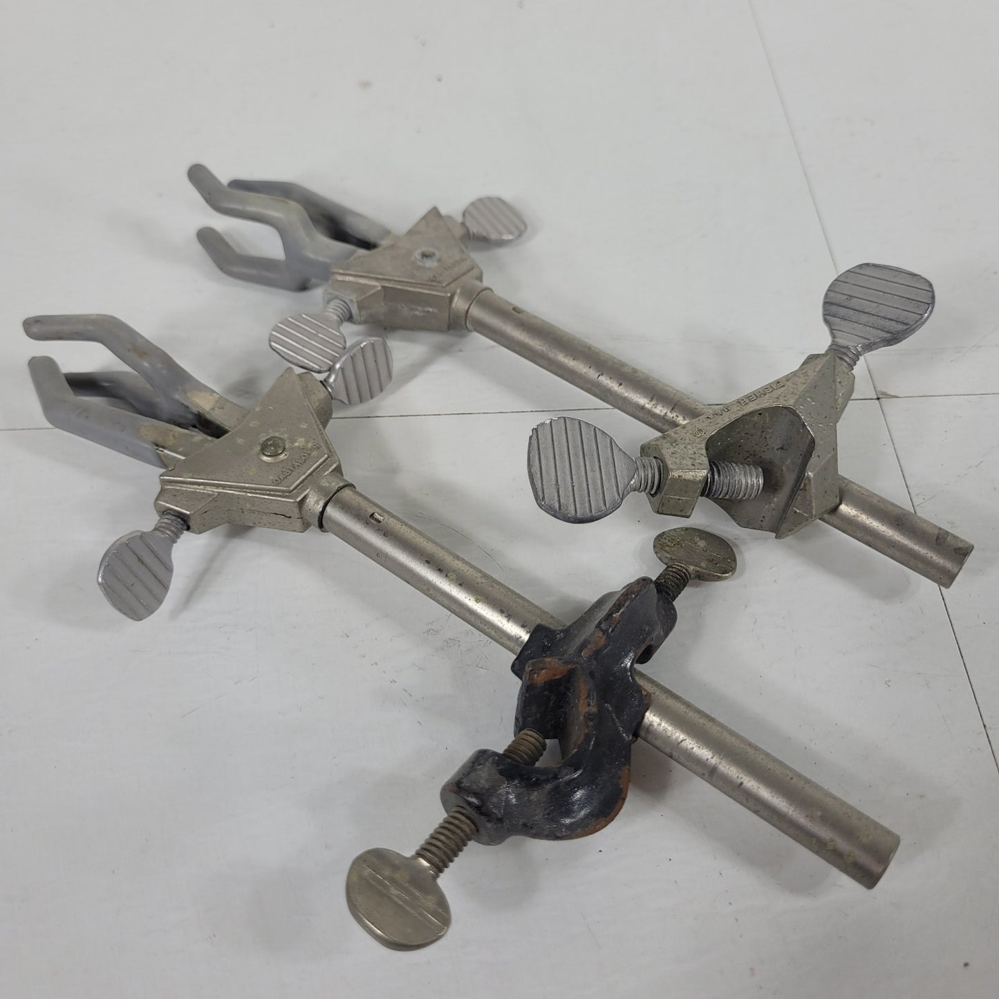 Lot of 2 Fisher Castaloy-R Adjustable 3-Prong Lab Clamps w/ Holders