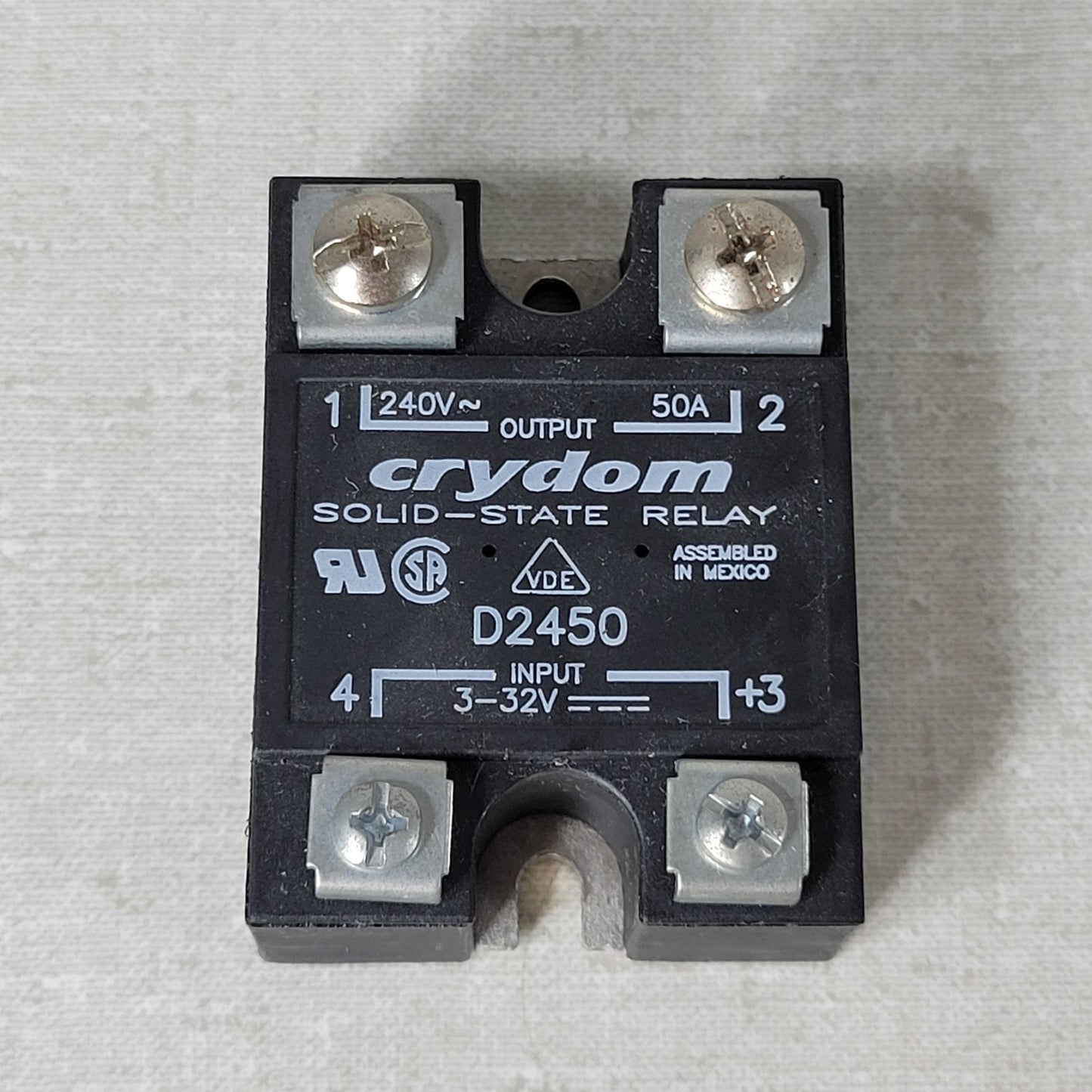 Crydom D2450 Solid State Relay Panel Mounting 240V 50A Output 3-32V Input