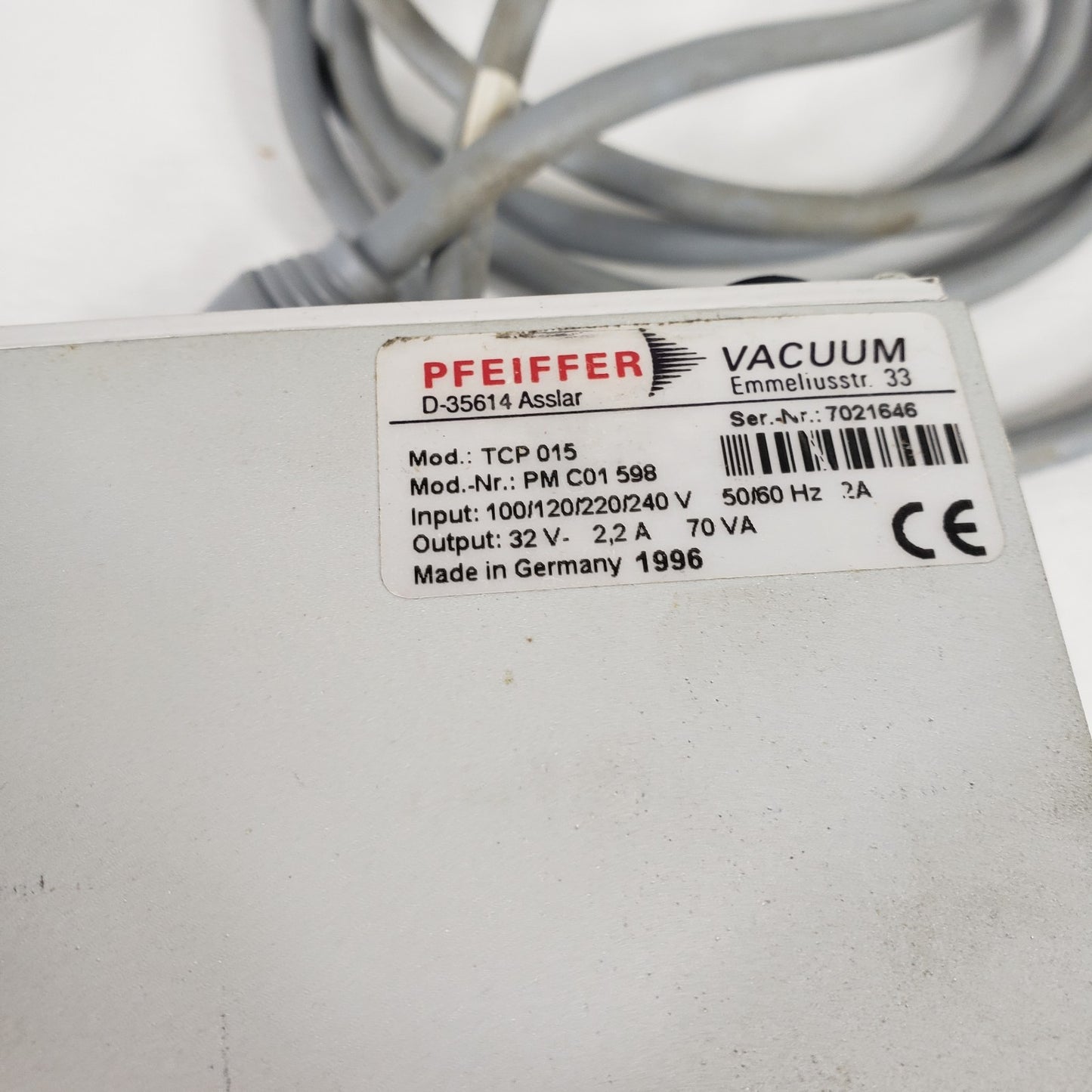 TESTED to E-6 Pfeiffer TMU-065 Turbomolecular Pump Ultra High Vacuum w/ TCP-015