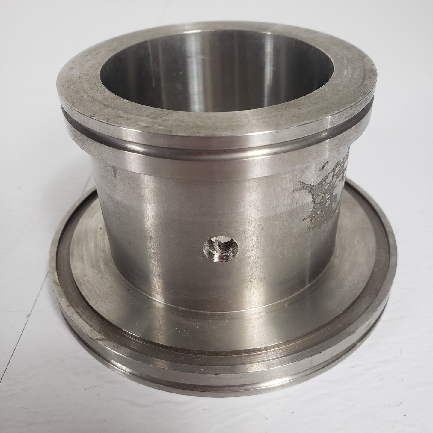 Adapter ISO-K 63 to ISO-K 100 Full Nipple Reducer w/ Side Port SS High Vacuum