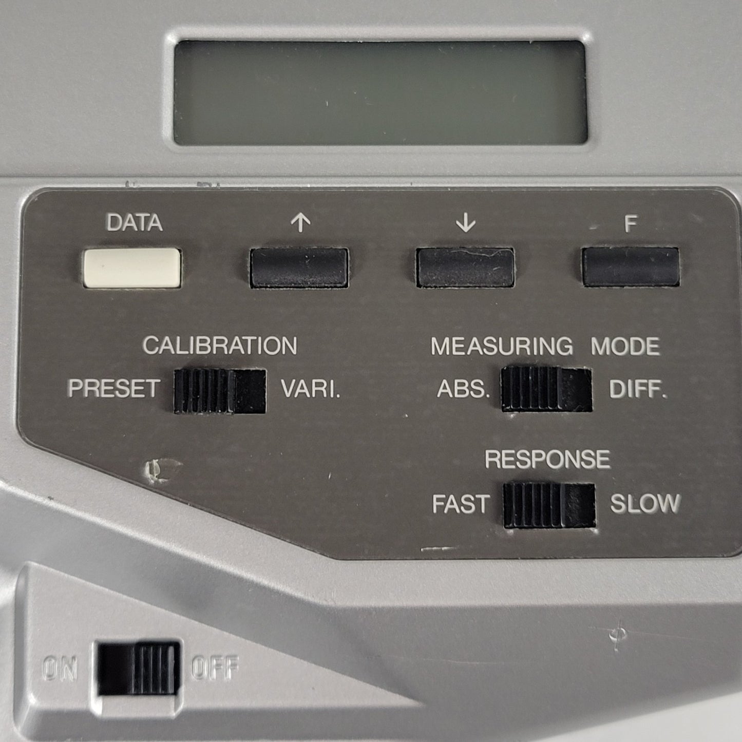 Konica Minolta CS-100A Chroma Meter Non-Contact Color & Luminance Meter