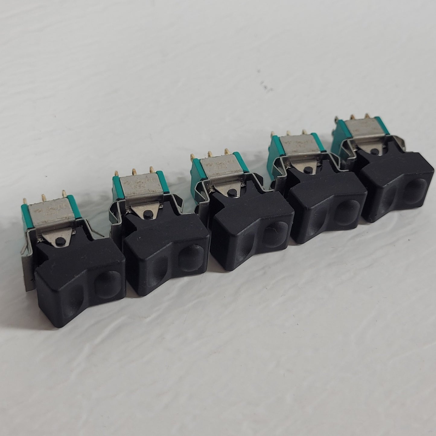 Lot of 5 Electro 0337 Panel Mount On/Off Rocker Switch 6A 125VAC 3A 250VAC 3-Pin