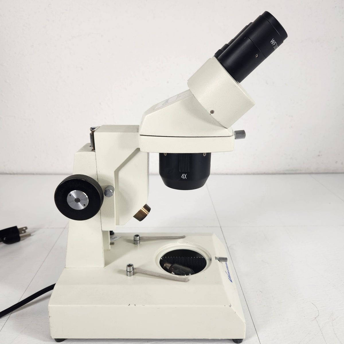 TESTED VWR VistaVision Binocular Stereo Microscope WF10X 2X/4X Illuminated