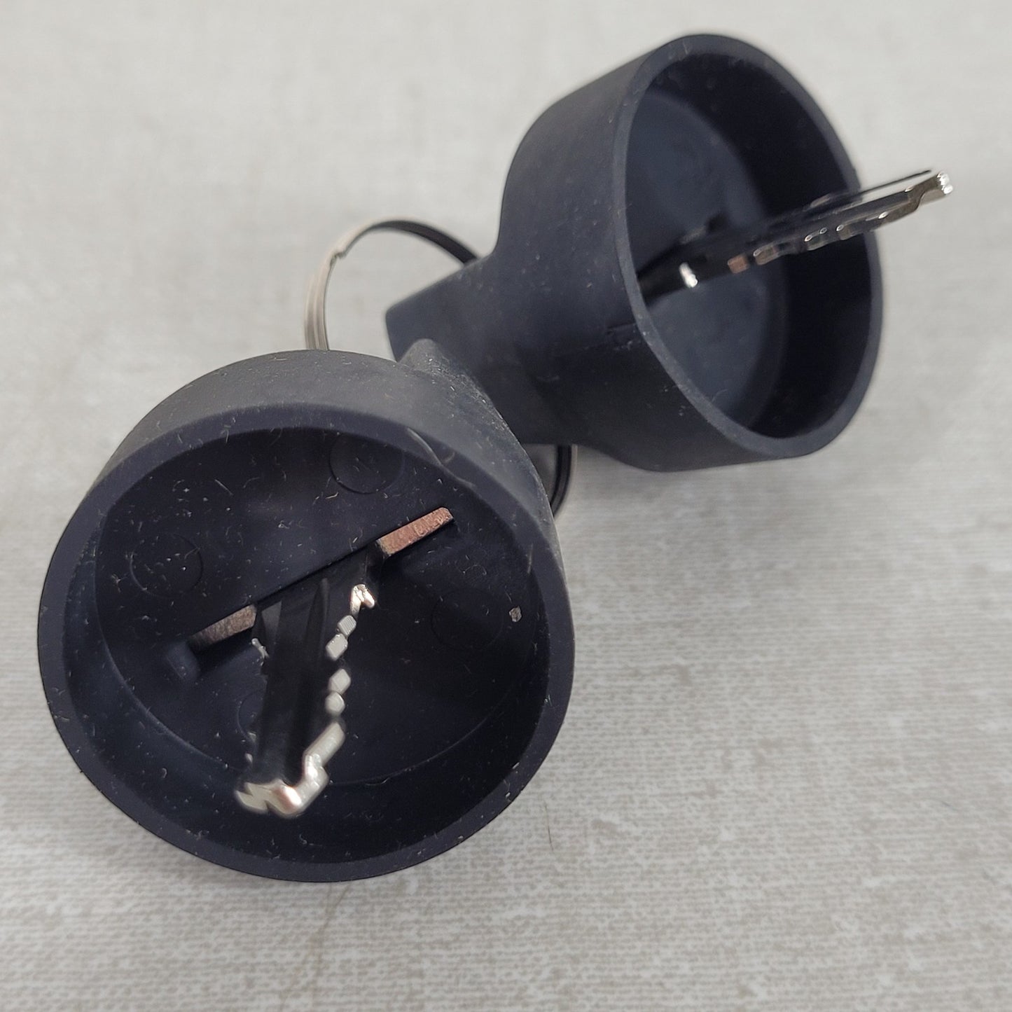 Cole Hersee 95060-03-BX 3 Position Rotary Ignition Switch Plastic with 2 Keys