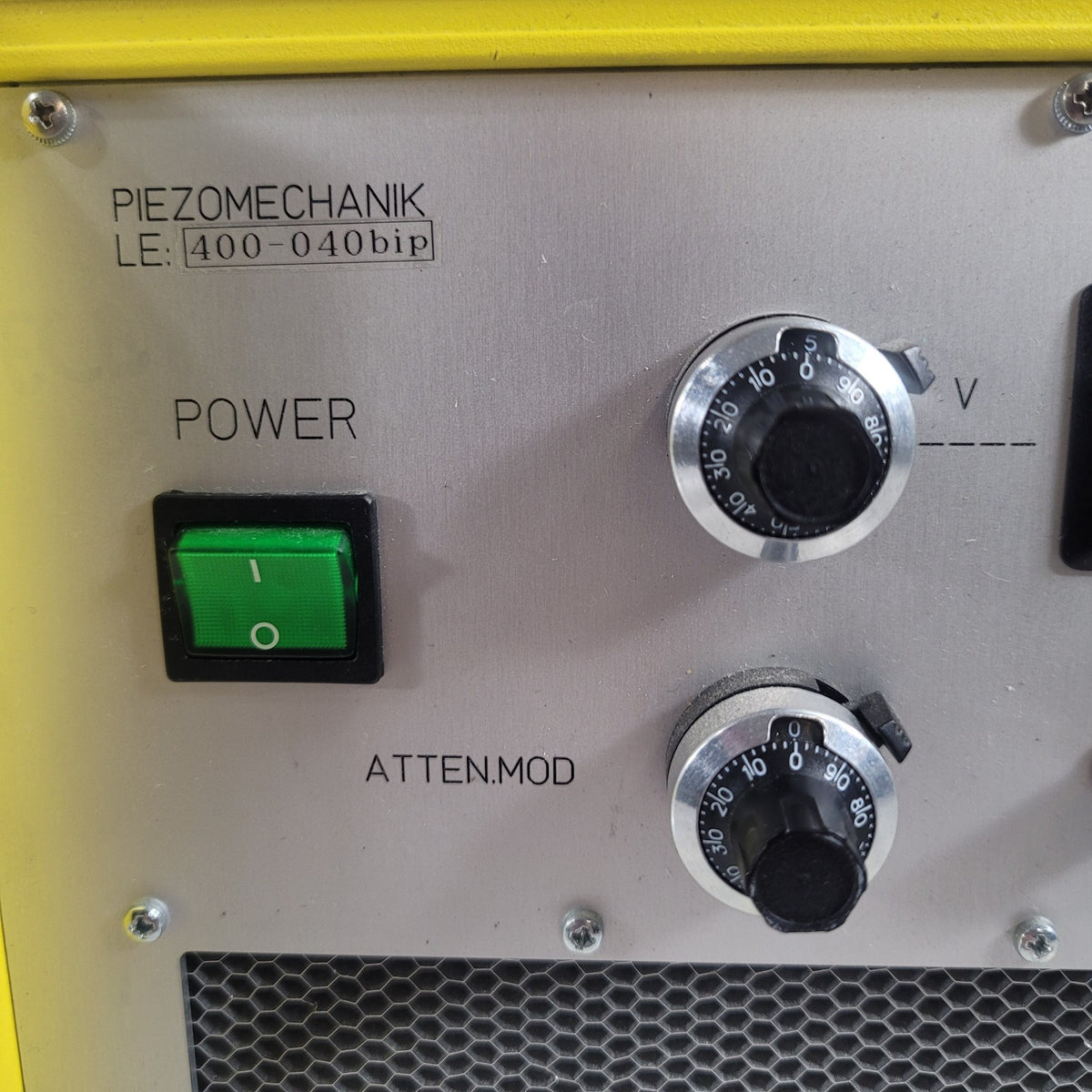 Piezomechanik LE 400-040bip Bipolar High Voltage Piezo Amplifier PZT Driver