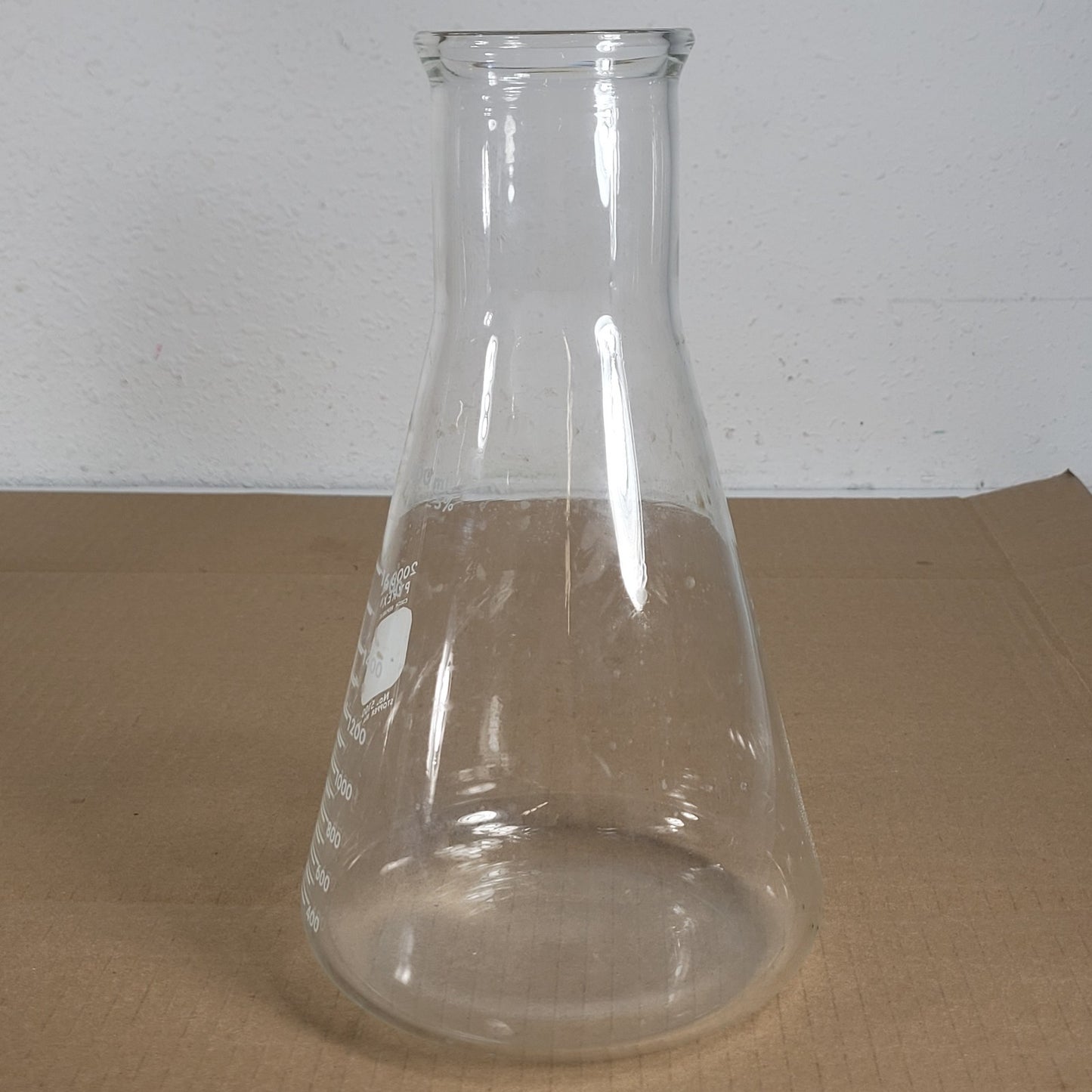 Corning Pyrex No. 5100 Glass 2000mL Erlenmeyer Flask w/Stopper Opening Size 13