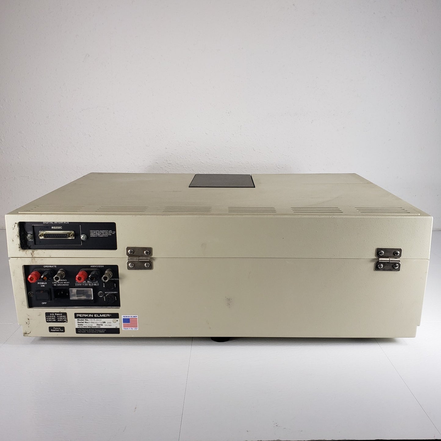 Tested Perkin-Elmer Lambda 3B UV/Vis Spectrophotometer C618-0437 190-900nm