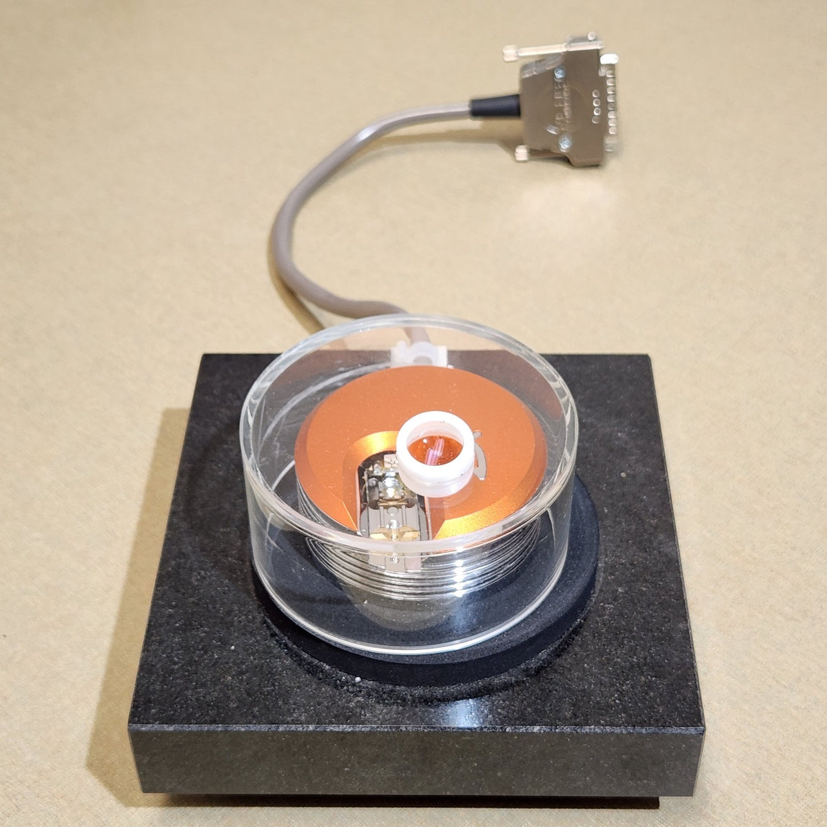 Nanosurf easyScan 2 STM 500nm Atomic Resolution Scanning Tunneling Microscope