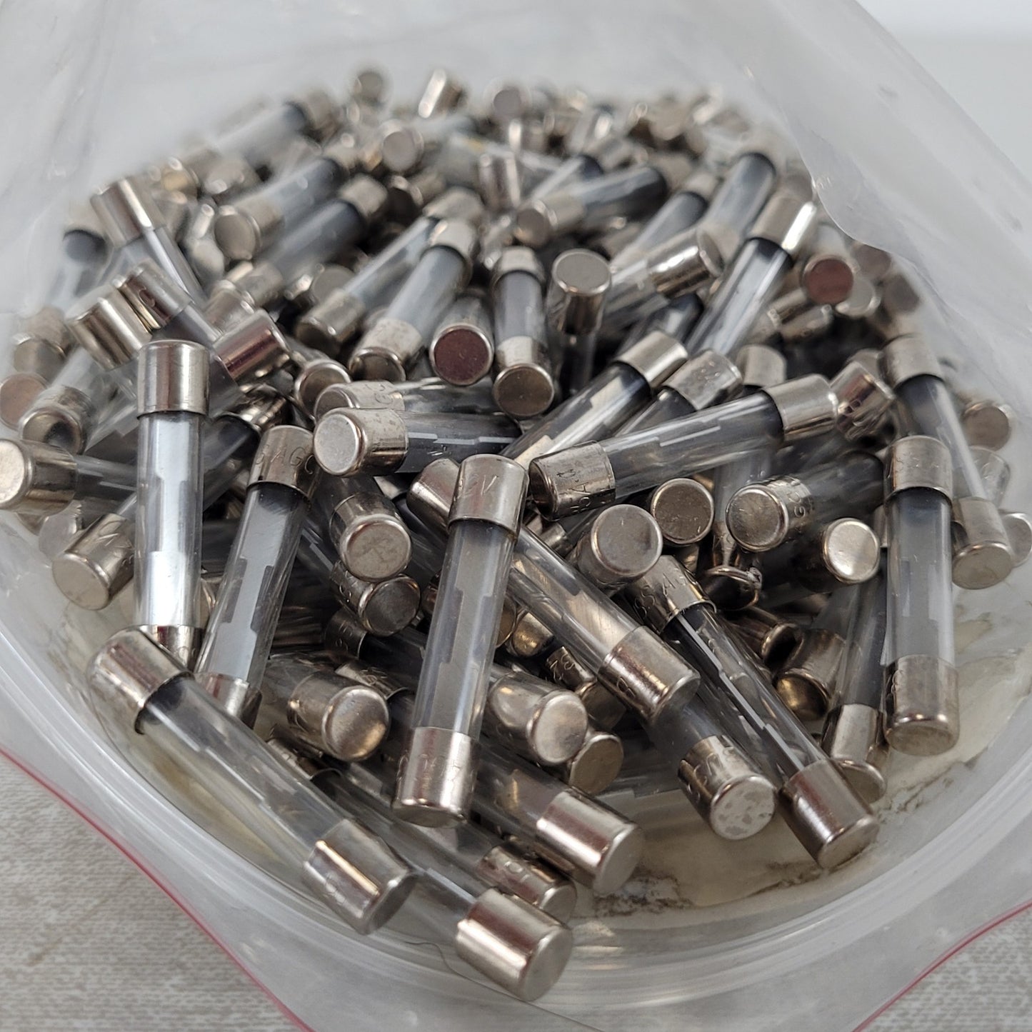 50 Units Eaton Bussmann BP/AGC-1-RP 1 Amp 250V AGC Fast Acting Glass Fuse