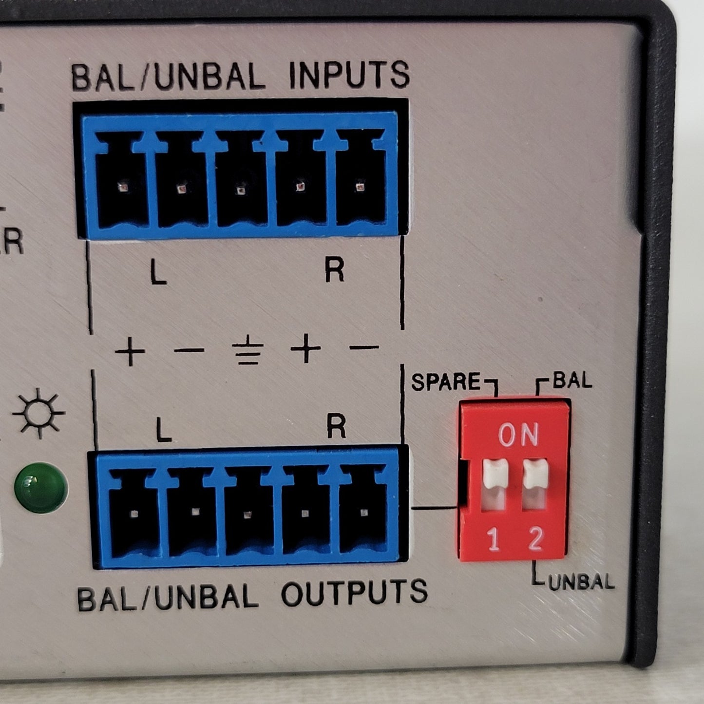 EXTRON BUC102 Audio Balance/Unbalanced Converter, No Power Cable