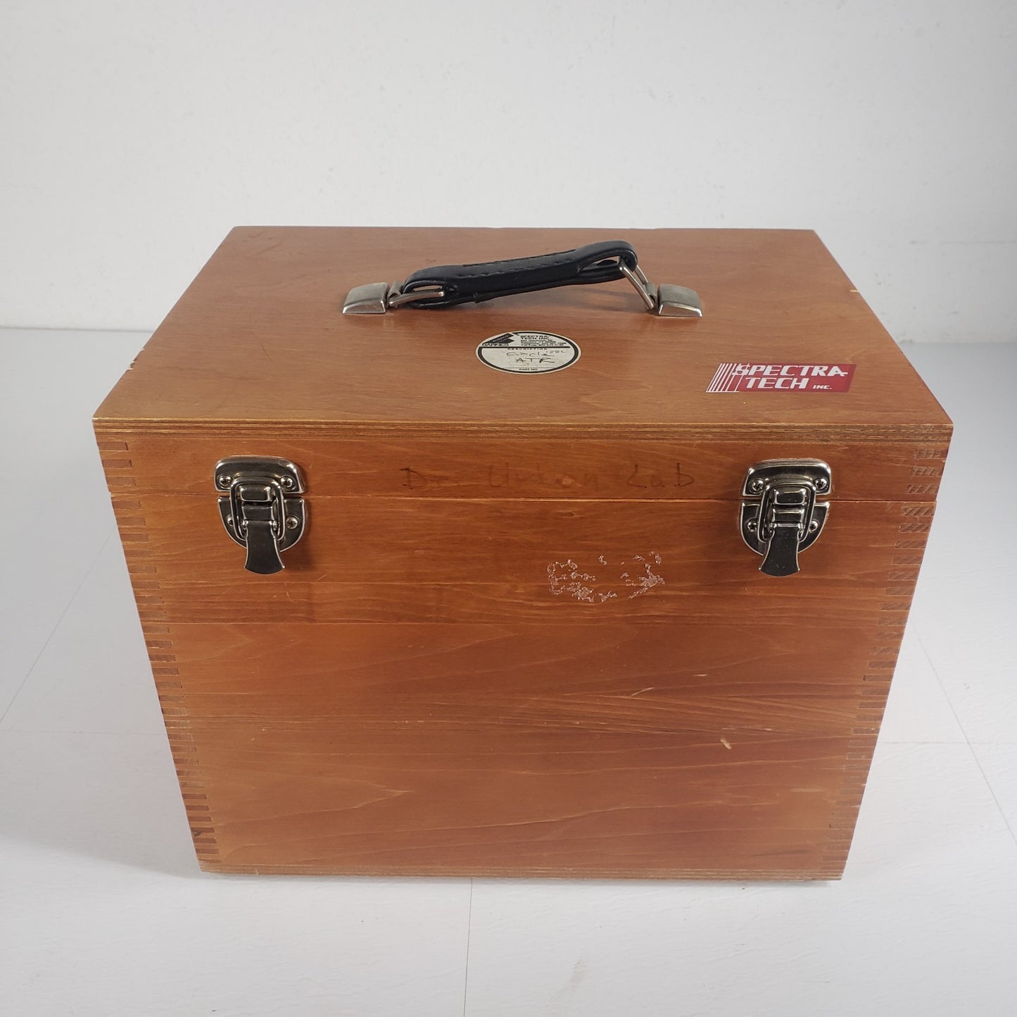SPECTRATECH 0005-071 Optical Liquid Analyzer ATR, Accessories, and Carrying Case