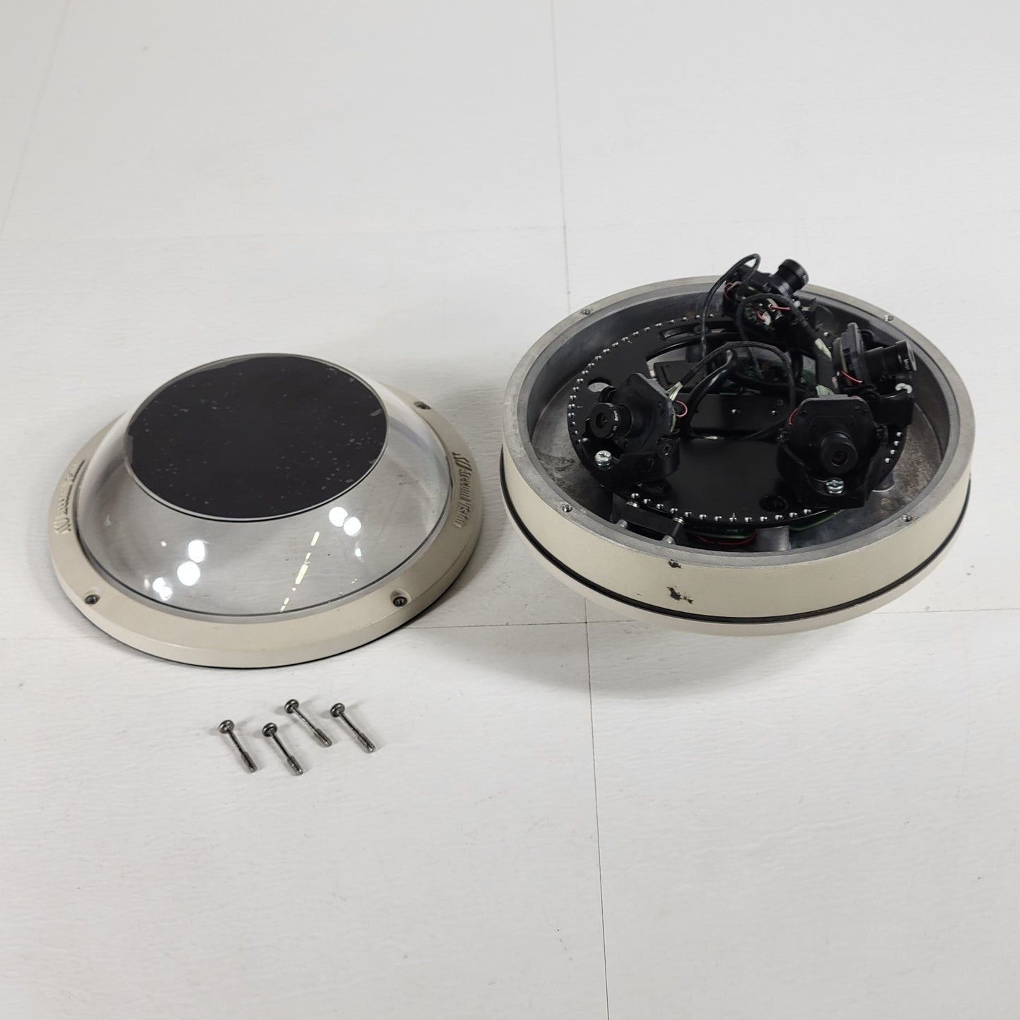 ARECONT VISION 360° Panoramic Security Camera, Mega IR 8mm, 1/2.5", 4 Sensors