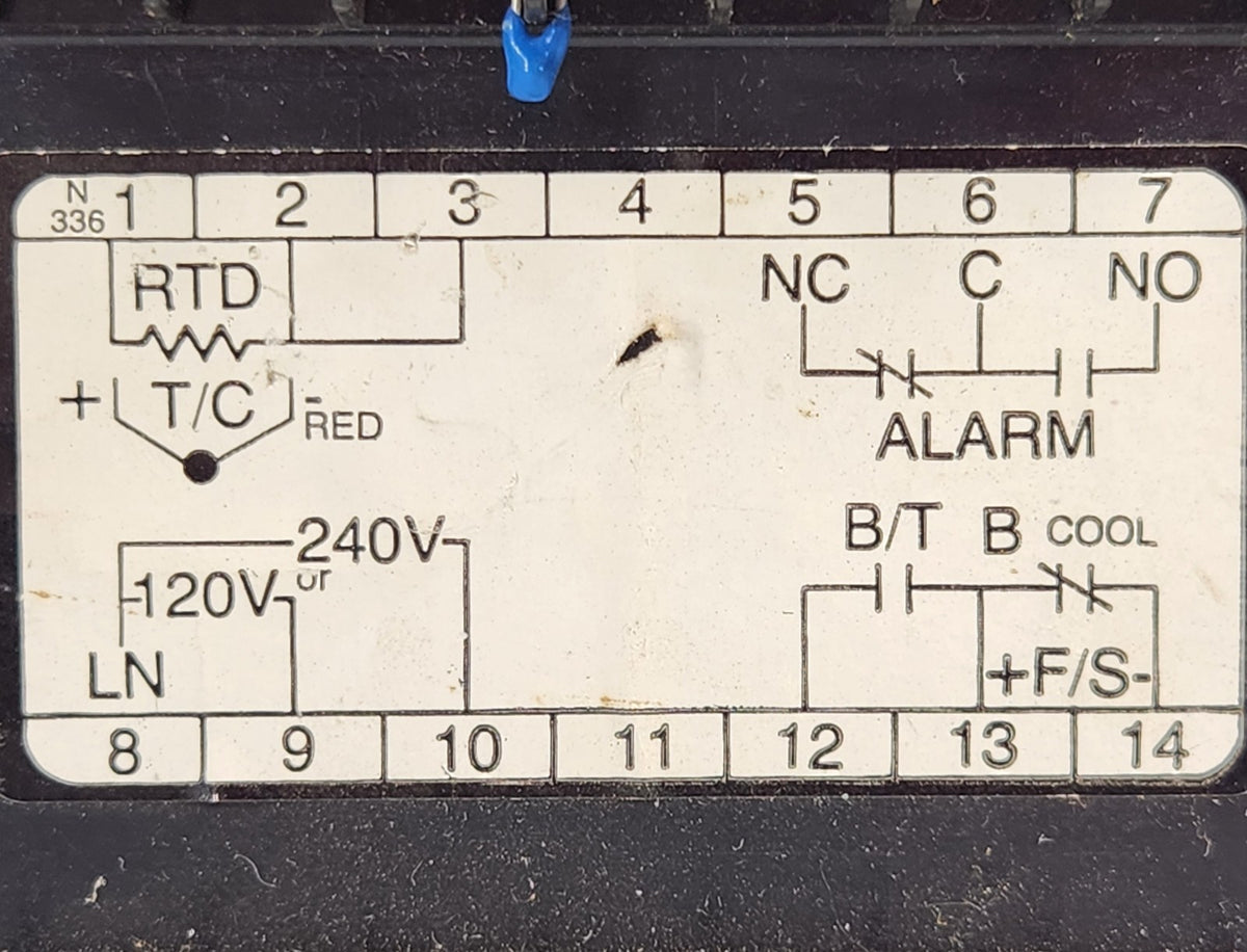 FOR PARTS Athena Controls 4000-B Temperature Process Controller Repair AS-IS