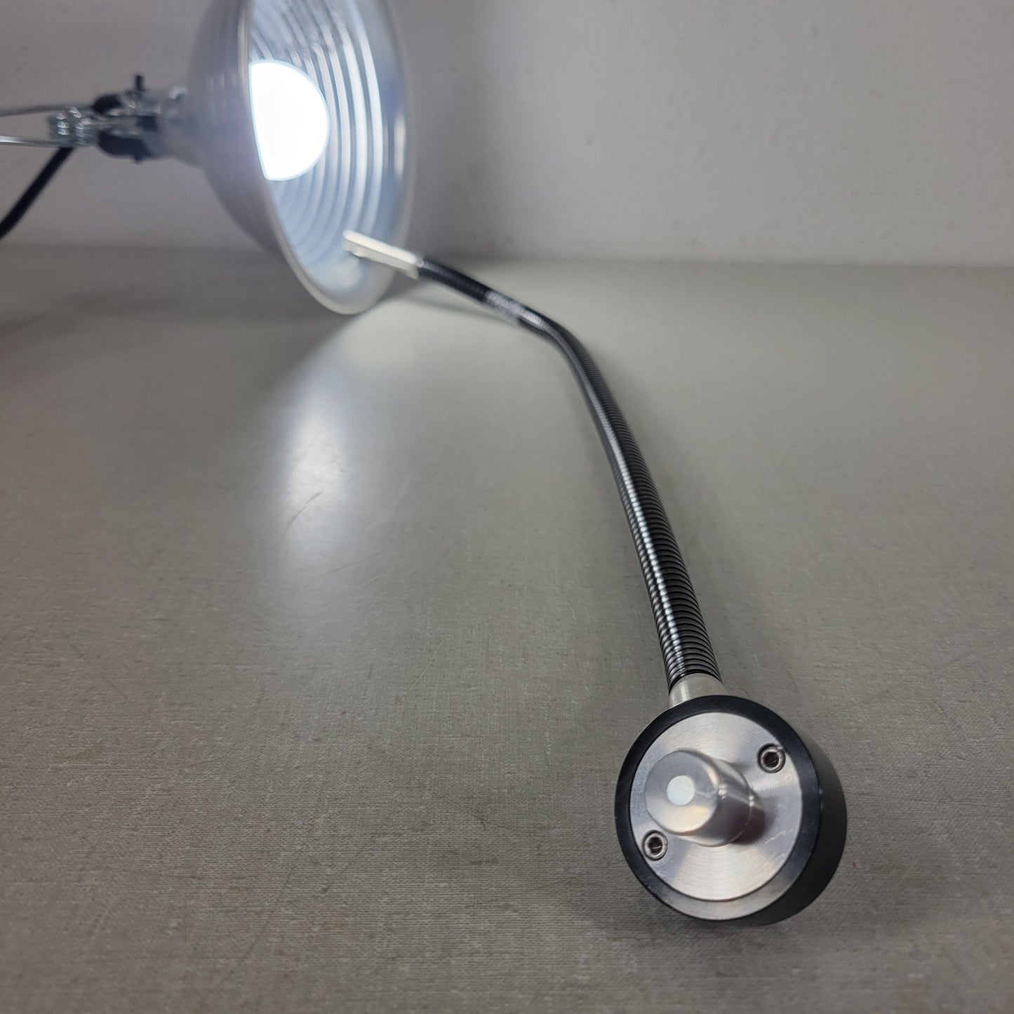 Dolan Jenner BGG1823 23in Fiber-Lite Gooseneck Fiber Optic Light Guide