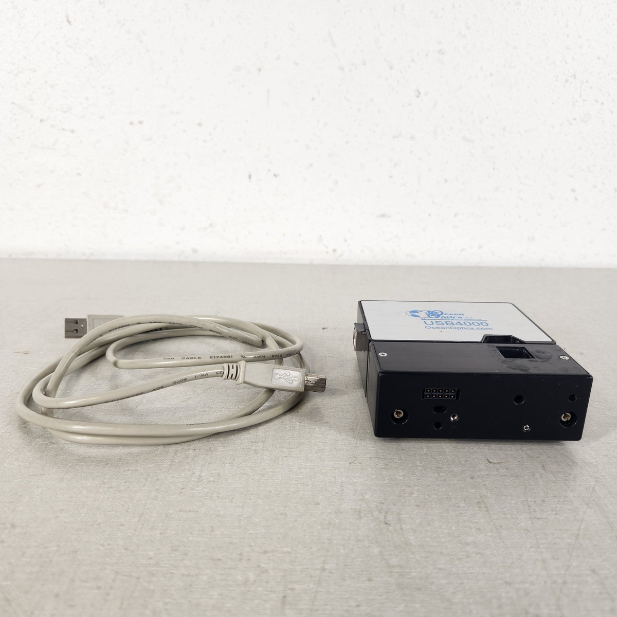 TESTED Ocean Optics CHEMUSB4-VIS/NIR USB4000 Spectrometer w/ Cuvette Light