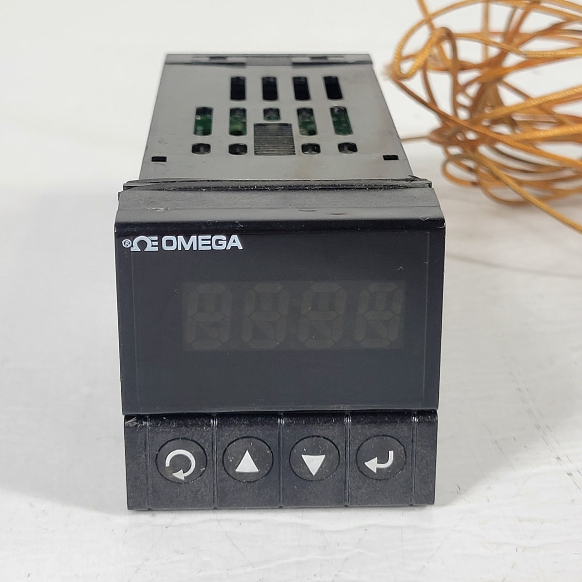 OMEGA DPi16 Digital Temperature Process Panel Meter w/ Thermocouple Jack