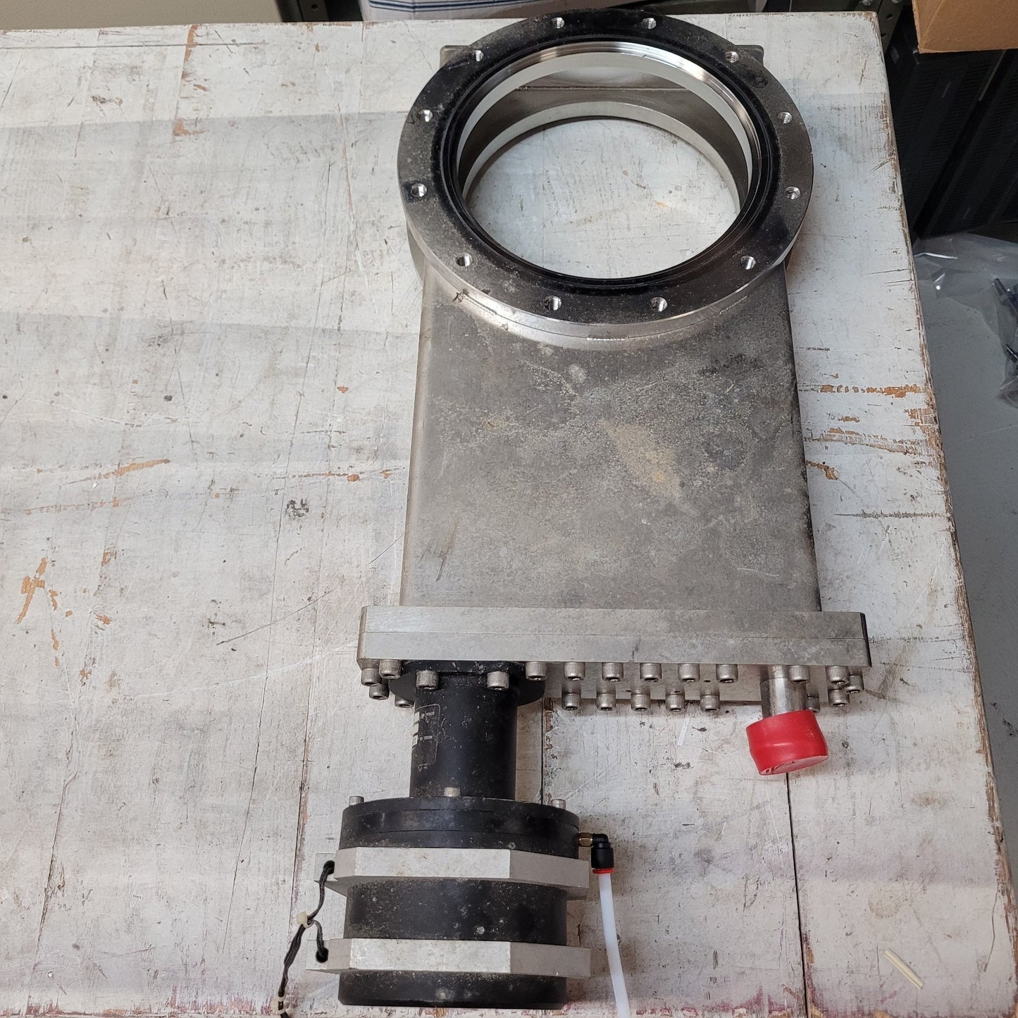 TESTED MDC LGV-8000V-P DN200 ISO-F Pneumatic High Vacuum Gate Valve KF25 Purge