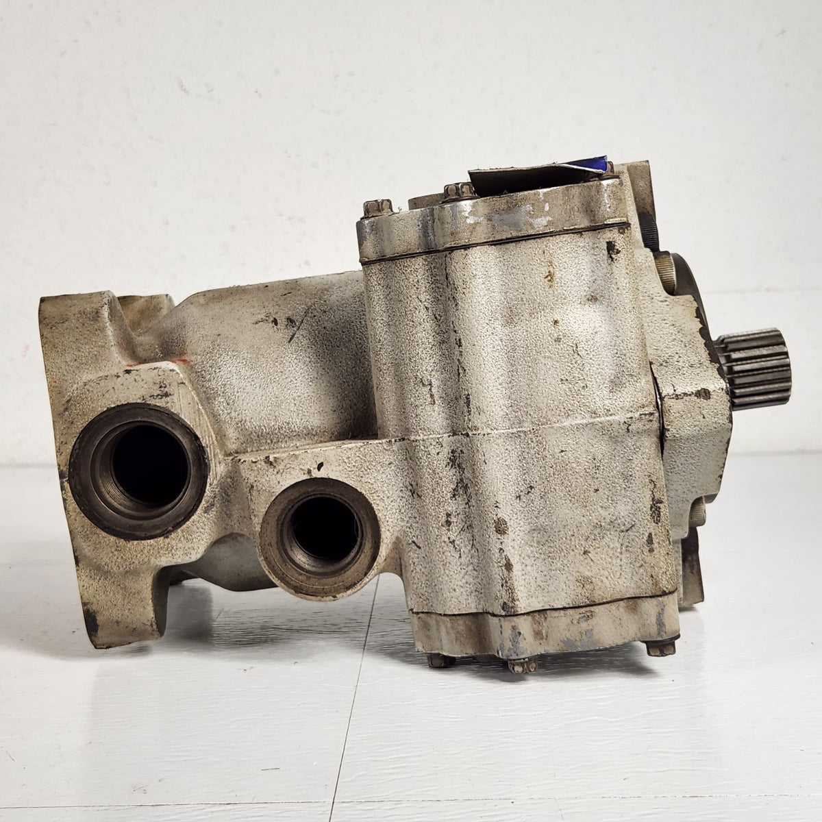 Sauer Sundstrand MMV046C M46 46cc Variable Hydraulic Piston Motor Untested