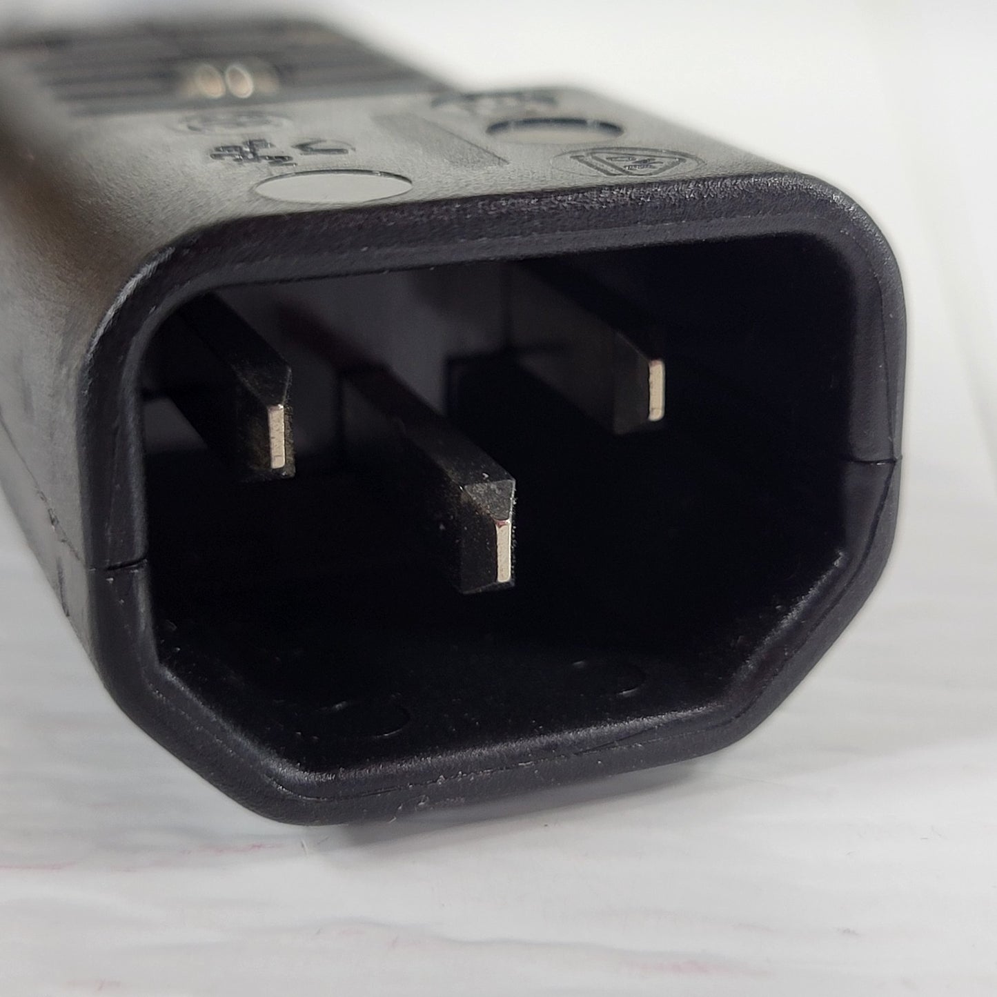 FELLER IEC C14 Male Type VIIG Female Cables CSA AWM 18AWG FT1, 250V Twin-Pack