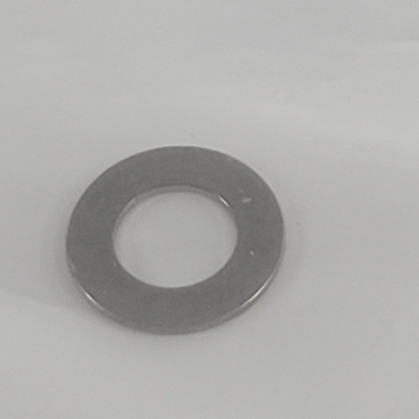 WATERS WAT098548 SS Flat Washer .246x.135x.015 510 600 HPLC Inlet Manifold