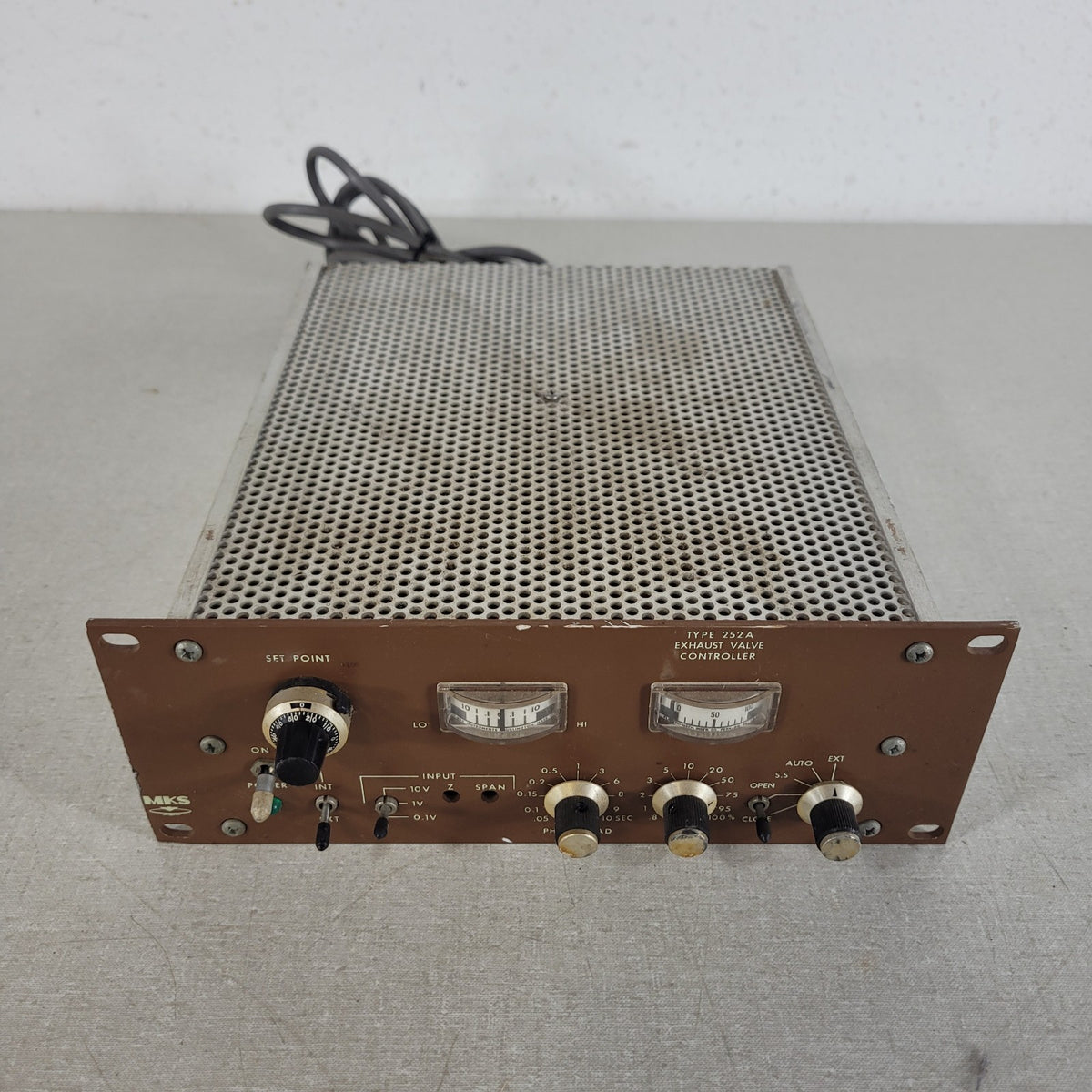 MKS Granville Phillips 252A-1-VPO-SPPC Exhaust Valve Controller Powers On