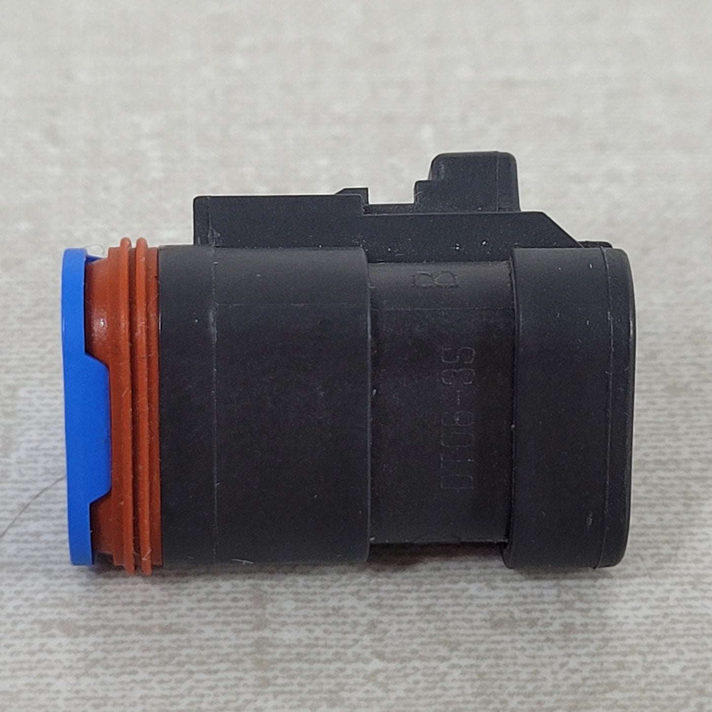 TE Connectivity DT06-3S-PP01 Deutsch DT 3-Way Plug Connector Housing