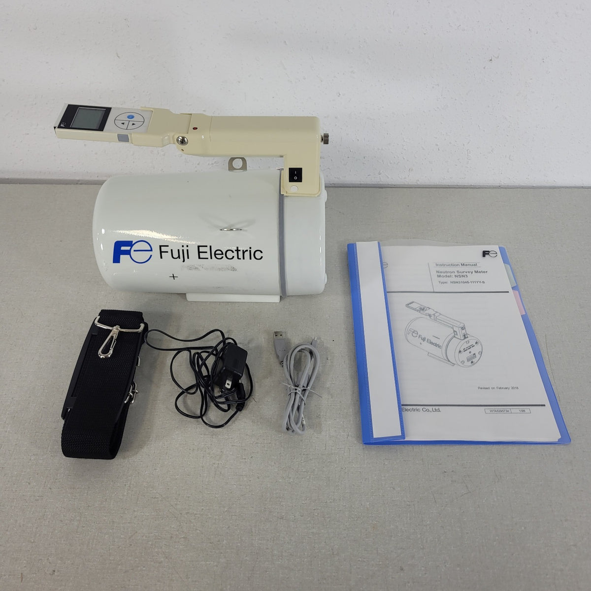 TESTED Fuji NSN3 NSN31045-111YY-S Neutron Survey Meter w/ Control Software