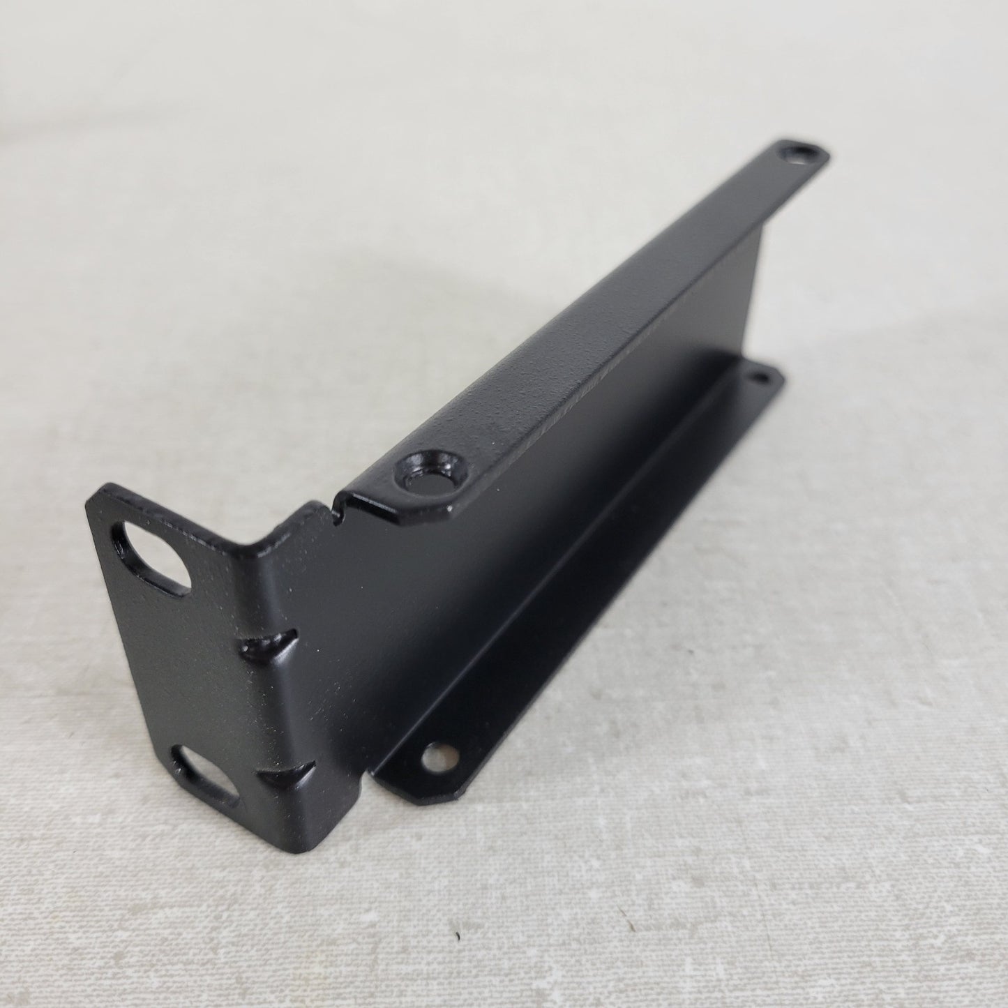 SHURE Two Single Rack Mounting Kits For Shure ULXS4 & ULXP4 Audio Recievers