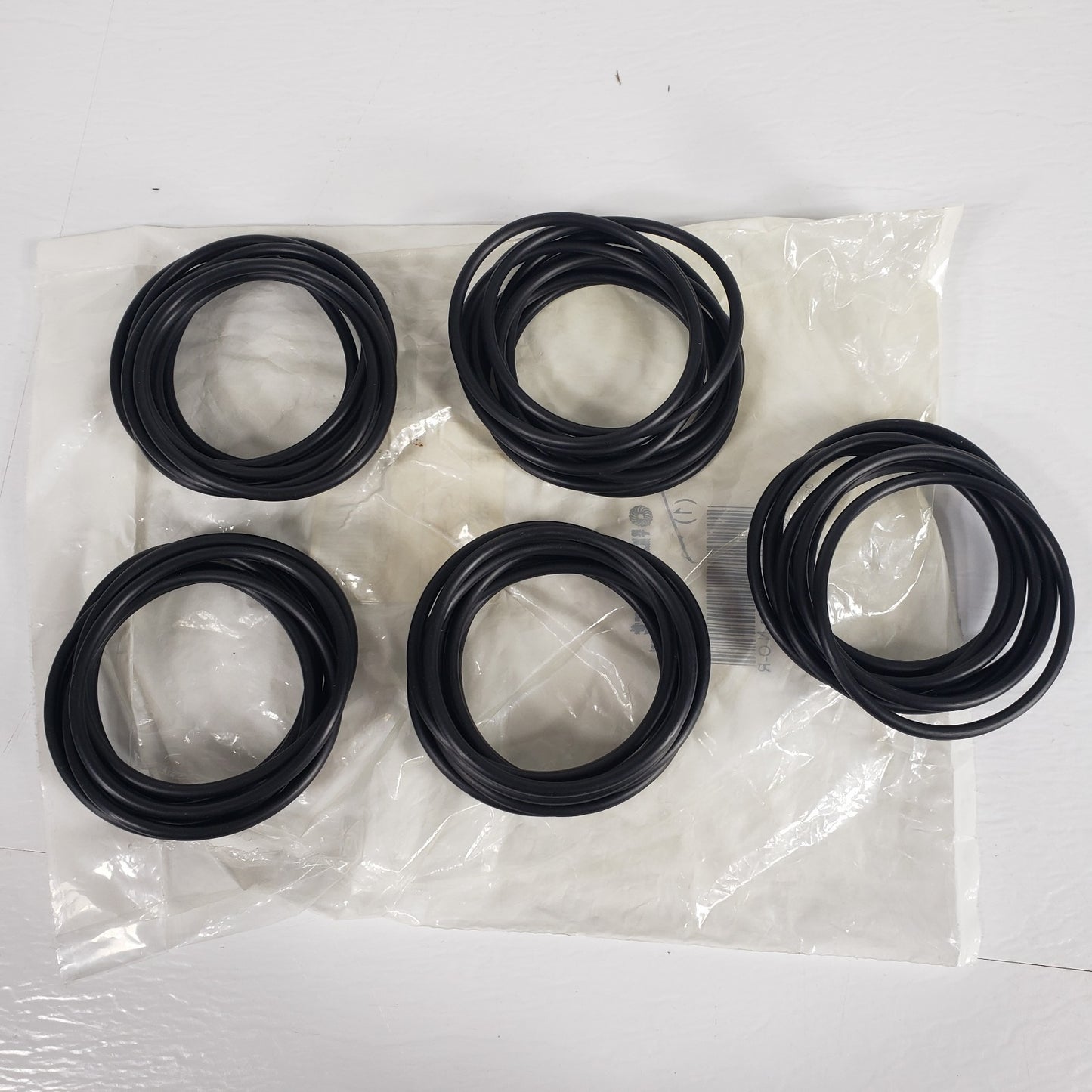 RT Dygert 1KLF5 157N70 Buna-N O-Rings AS568-157 4-1/2" ID Lot of 75