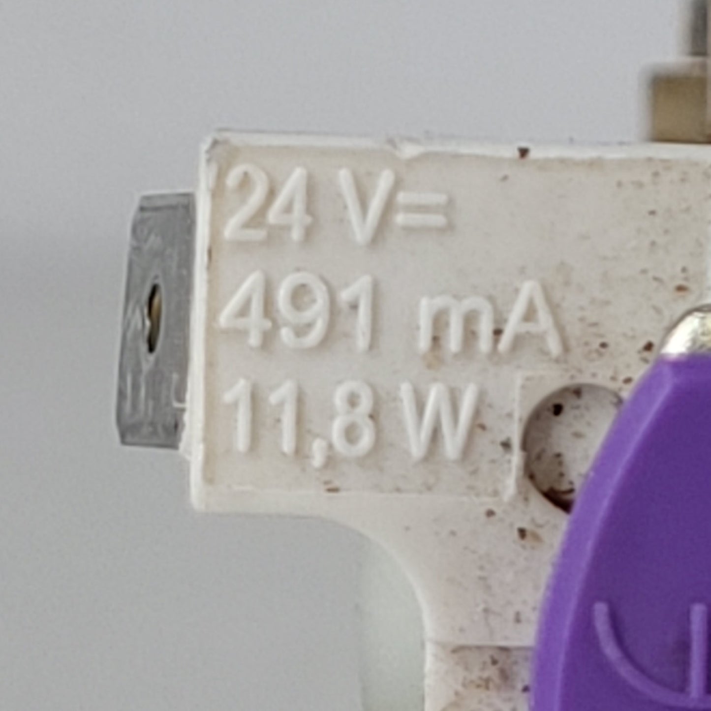 Franke 1560359 Single Coil 2-Way Solenoid Valve from an A800 Espresso Machine