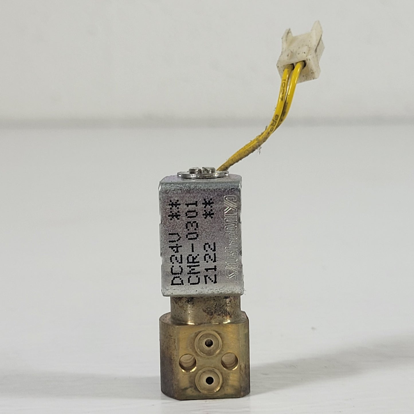 Saginomiya CMR-0301-Z122 24VDC Miniature Solenoid Valve Assembly Brass Body