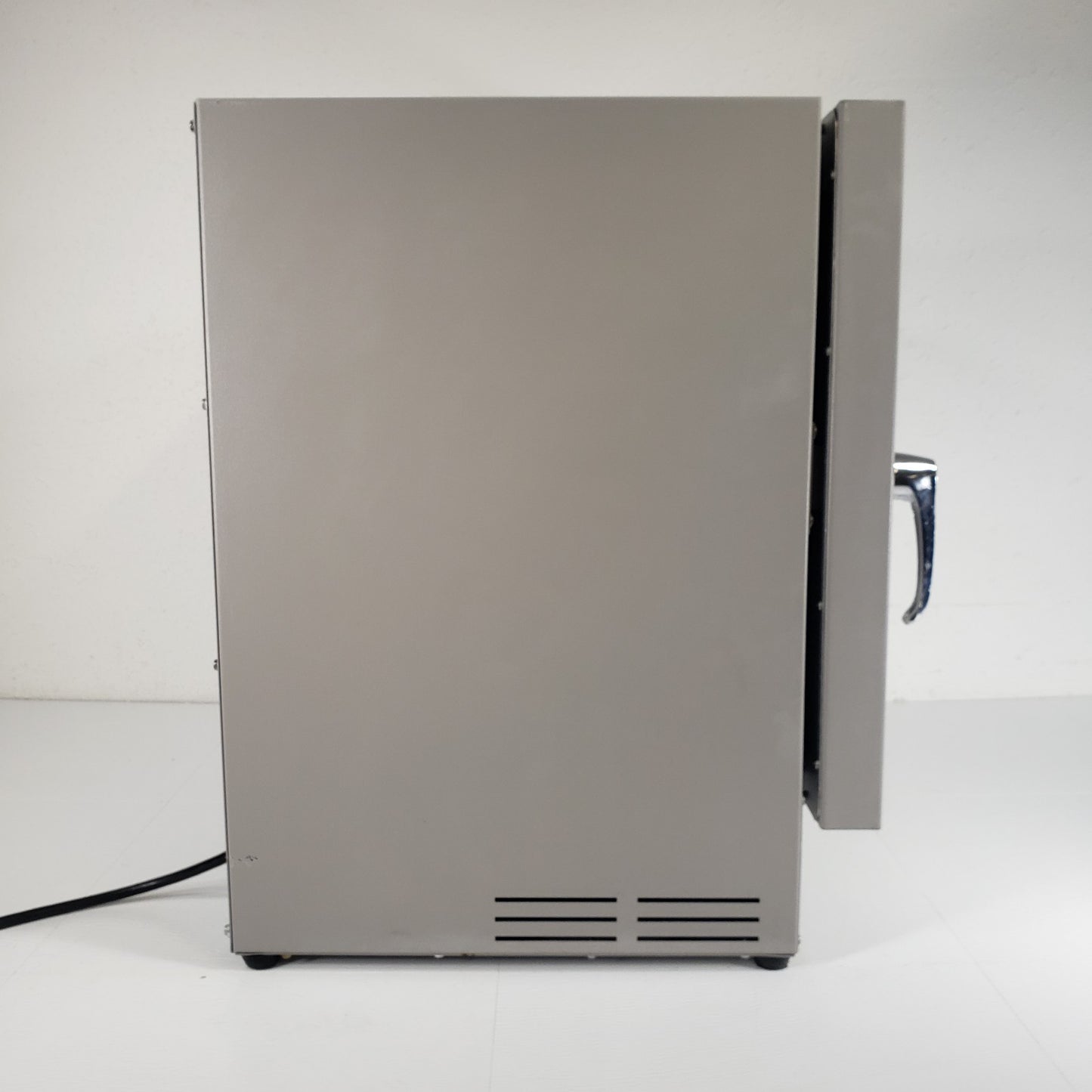 TESTED VWR 1300U Scientific Gravity Convection Oven Tested to Over 200 C
