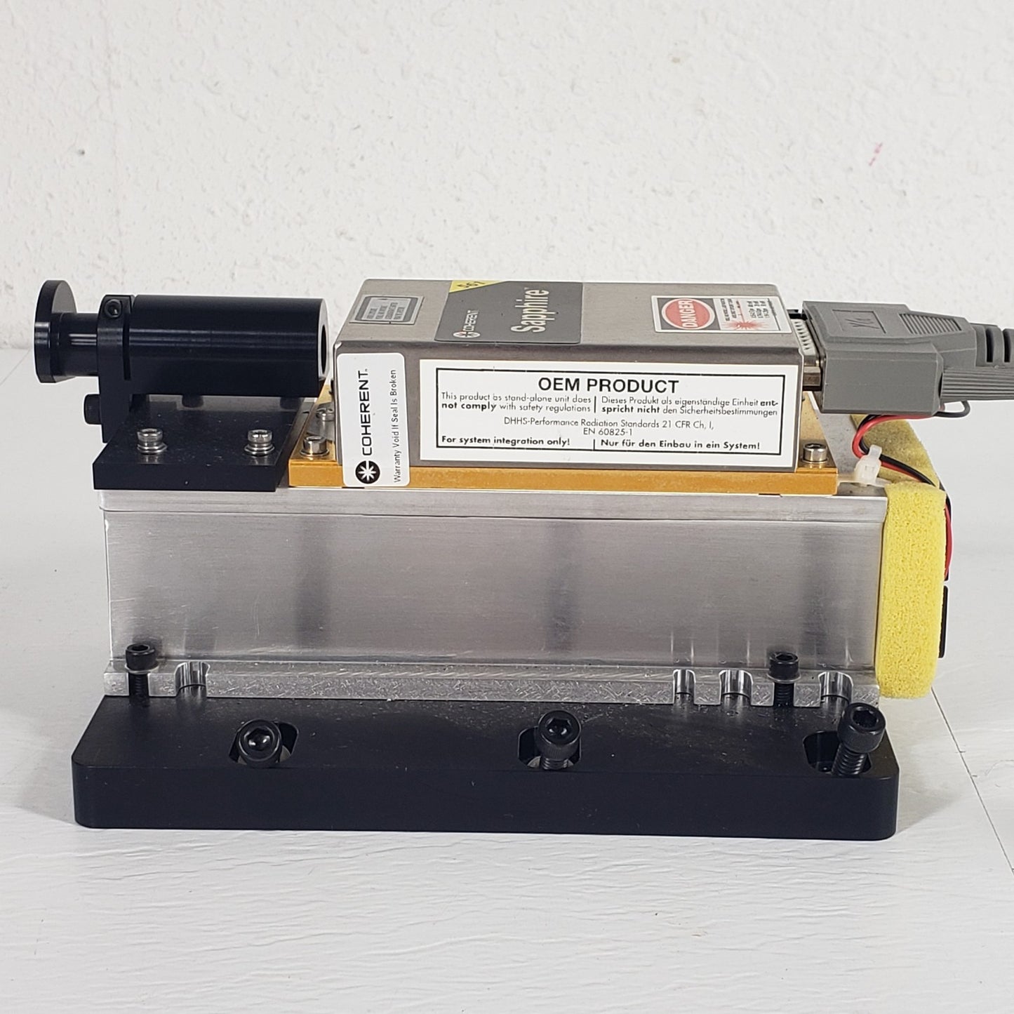 TESTED Coherent Sapphire 561-50 561nm 50mW CW OPSL Laser w/ Controller & PSU