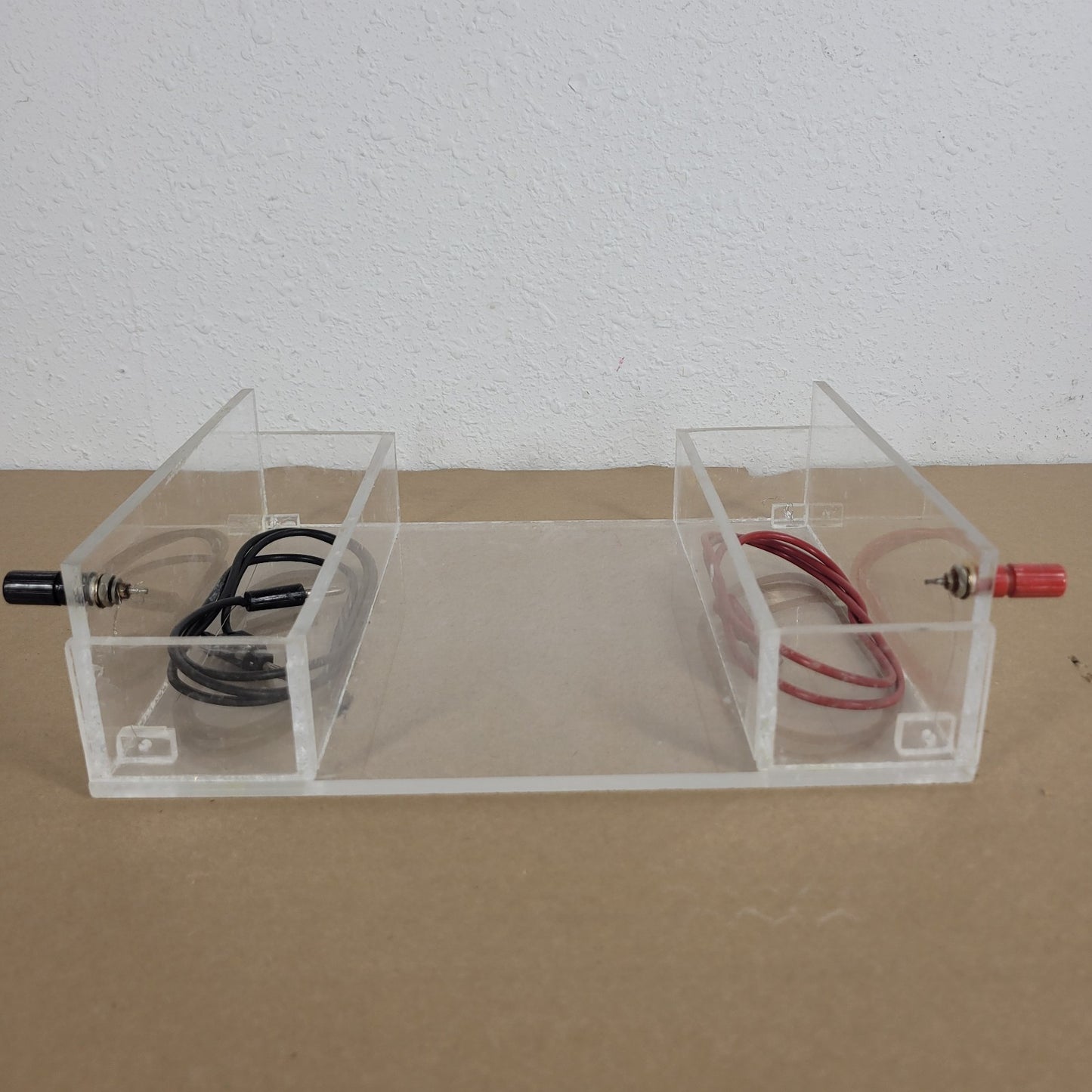 Custom Acrylic Horizontal Agarose Gel Electrophoresis Tank Banana Terminals