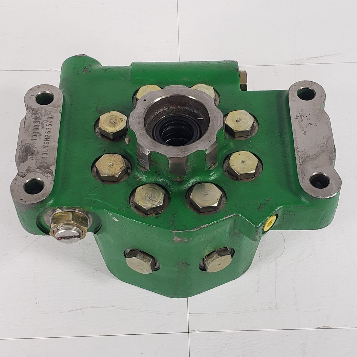 John Deere 8-Piston Tractor Hydraulic Pump Housing Assembly OEM For Parts