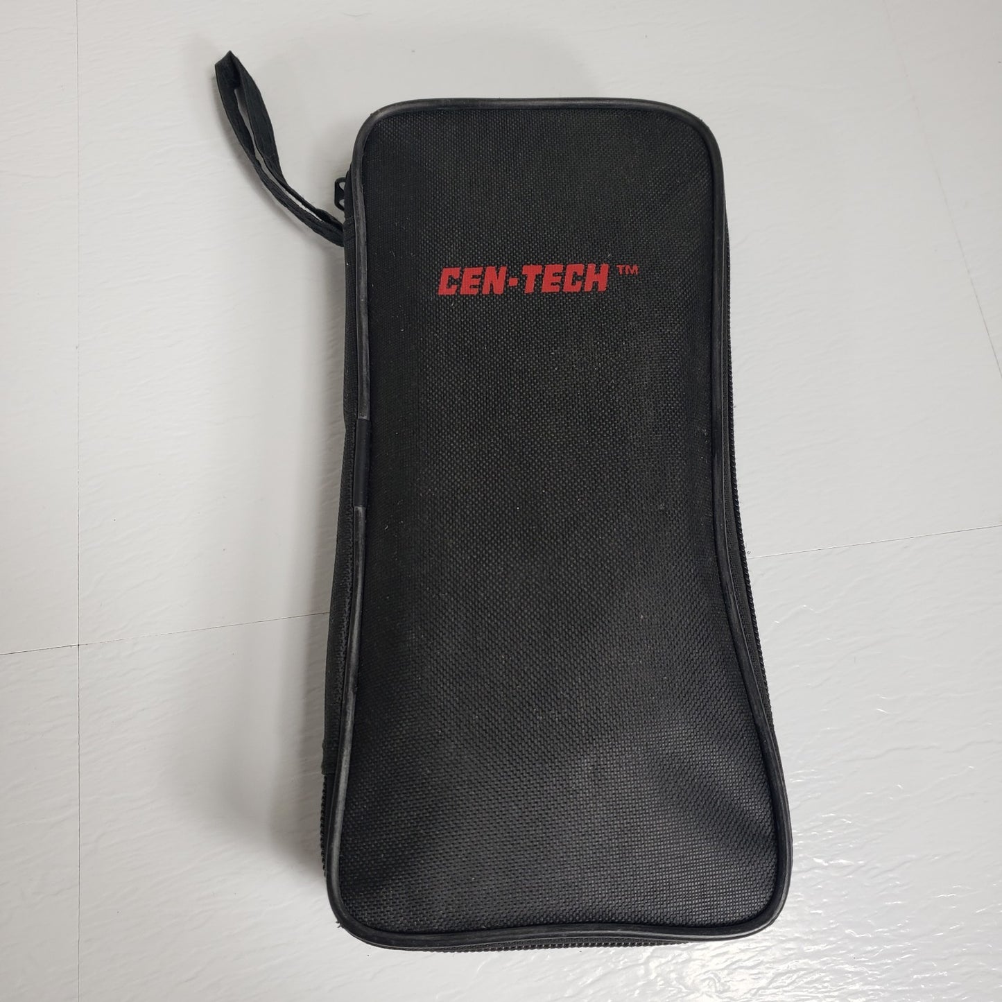 CEN-TECH 95652 Digital Clamp Meter With Original User Manual and Case