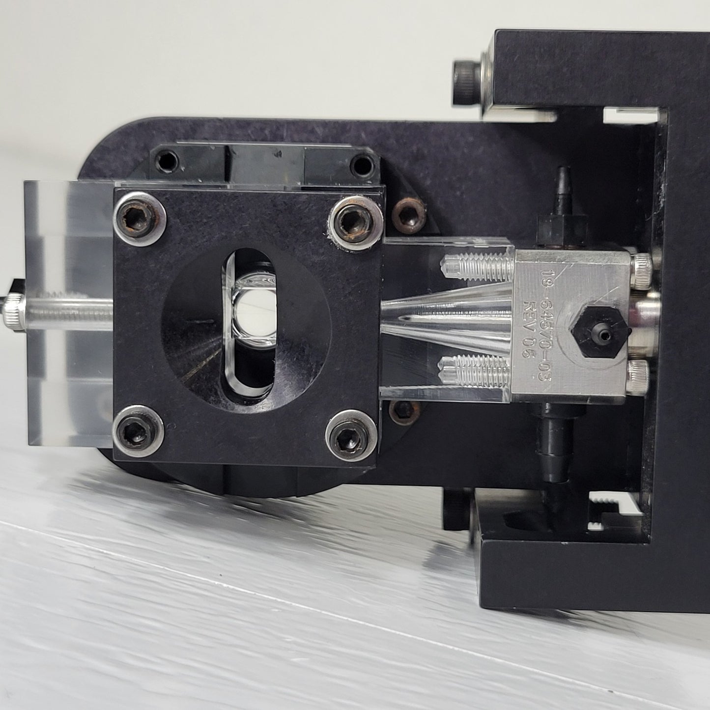 BD Biosciences 333272 Optical Flow Cell Assembly for LSRFortessa, RC029289 / 196