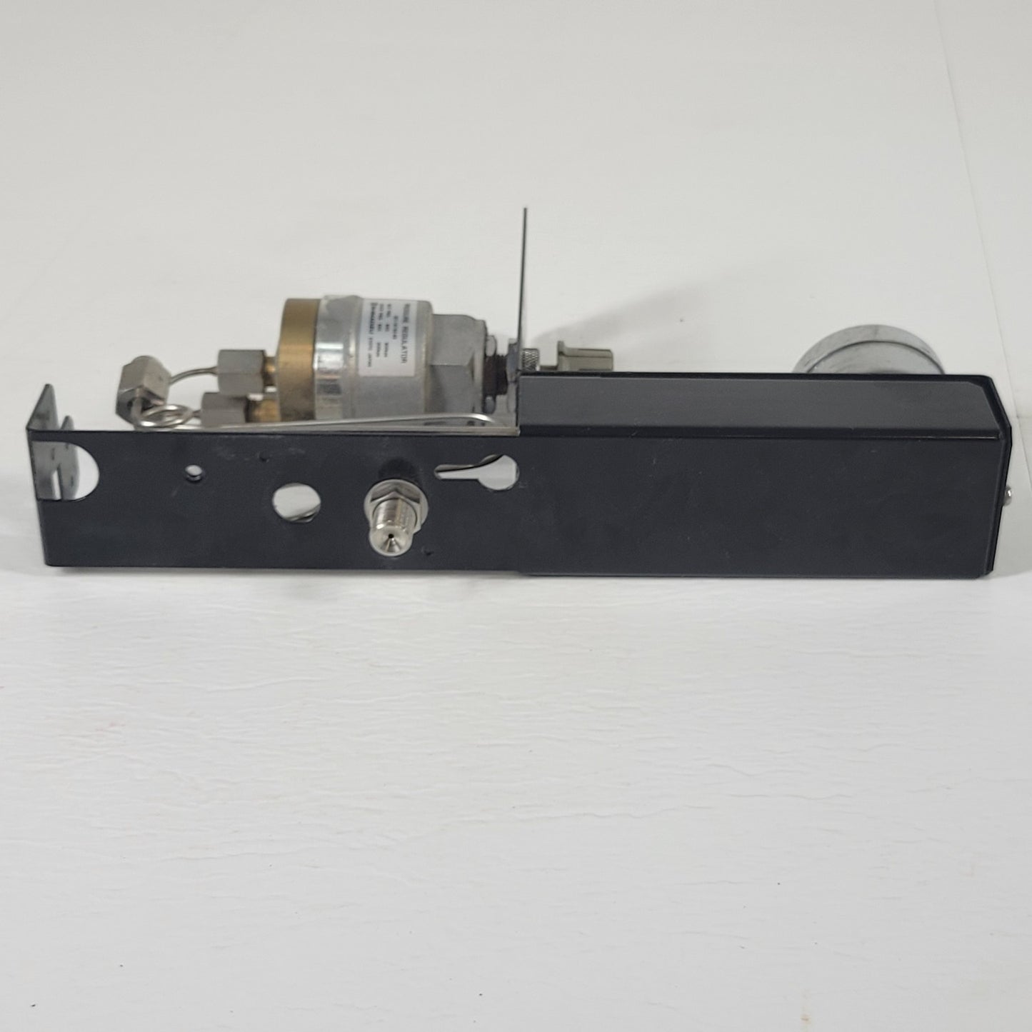 Shimadzu 221-75049-44 Make Up Gas Regulator & Pressure Gauge 221-18150-43 Assy