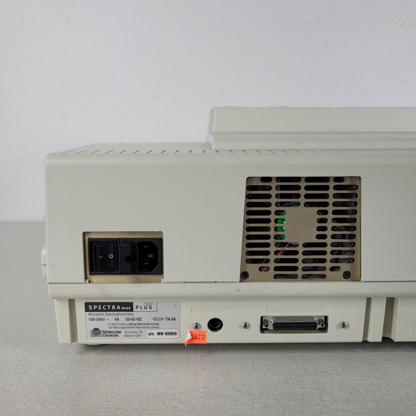Molecular Devices SpectraMax Plus 384 Microplate Reader w/ PC SoftMax Pro TESTED