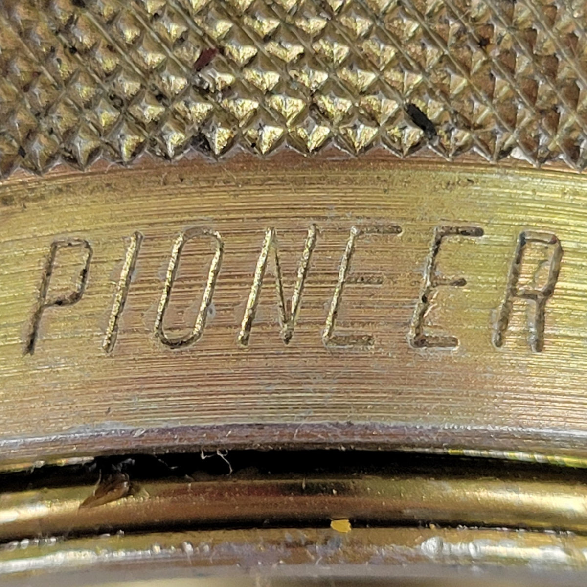 Parker Pioneer 4060-4 1/2" Hydraulic Adapter ISO Tip to Old John Deere Coupler
