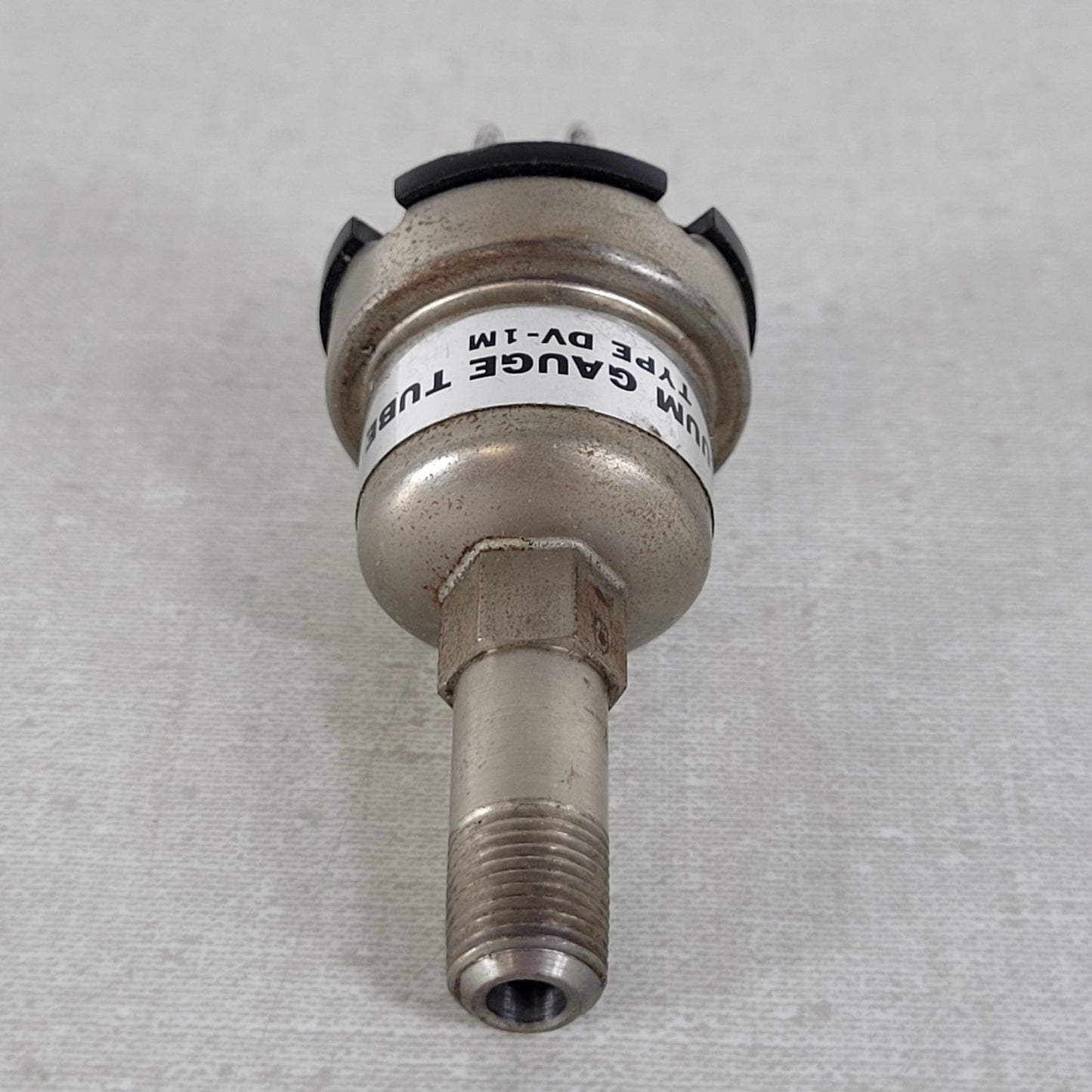 Veeco DV-1M Thermocouple Vacuum Guage Tube 8 Pin Connector 1/8" NPT