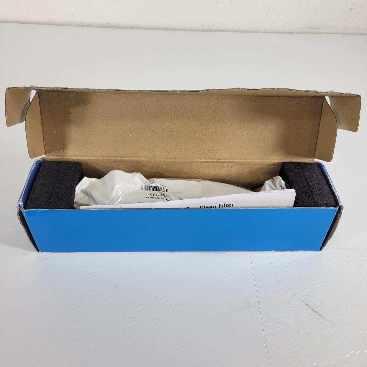 AGILENT CP17973 Carrier Gas Cleaning Filter, Compatible with Intuvo GC System