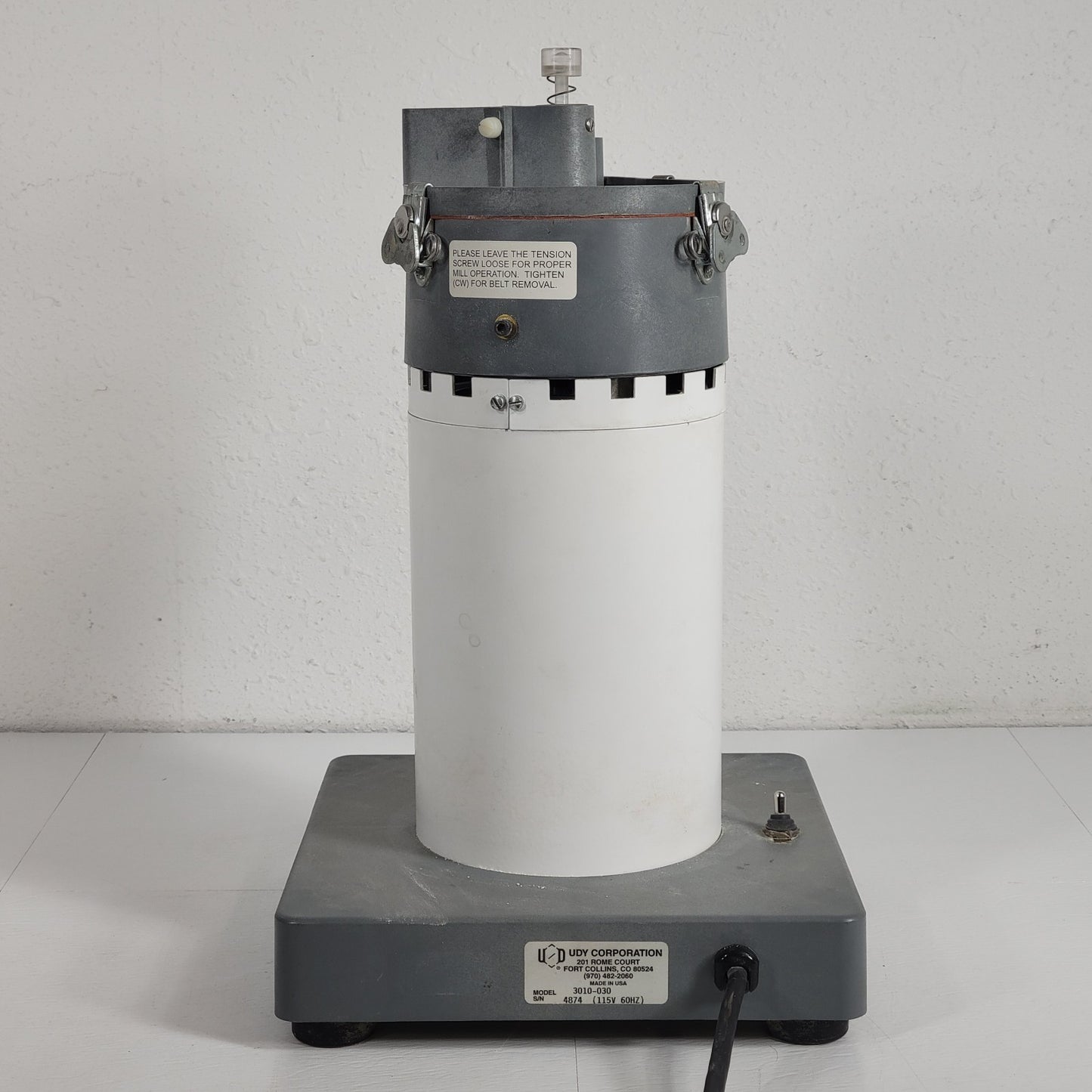 TESTED UDY 3010-030 Cyclone Sample Mill; Grinds Grain, Feed, and Ag Products