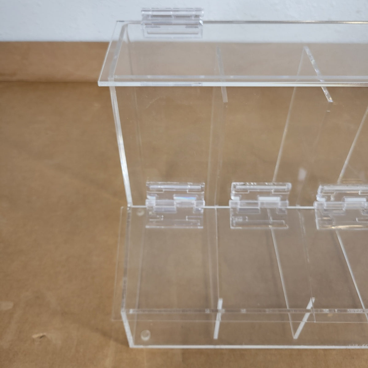 Heathrow Scientific HS23404 Clear Acrylic 4-Place Compartment Dispensing Bin