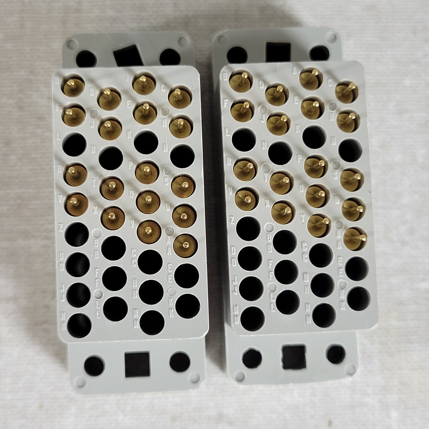 2-Pack POSITRONIC VMCT34F000000658 34 Position Female Connectors Beige Mil Spec