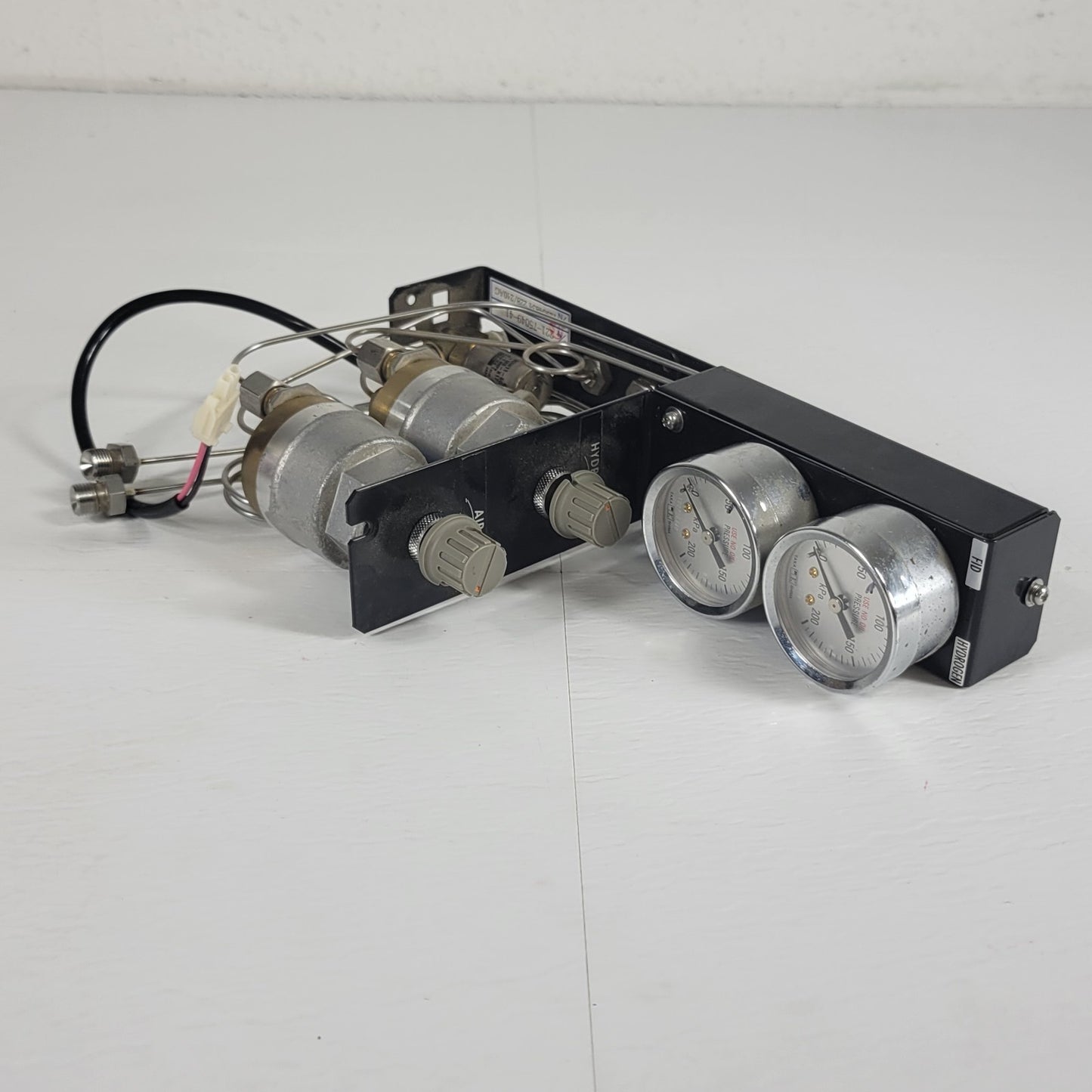 Shimadzu 221-75049-41 Hydrogen/Air Pressure Regulator w/ Gauges & Solenoid